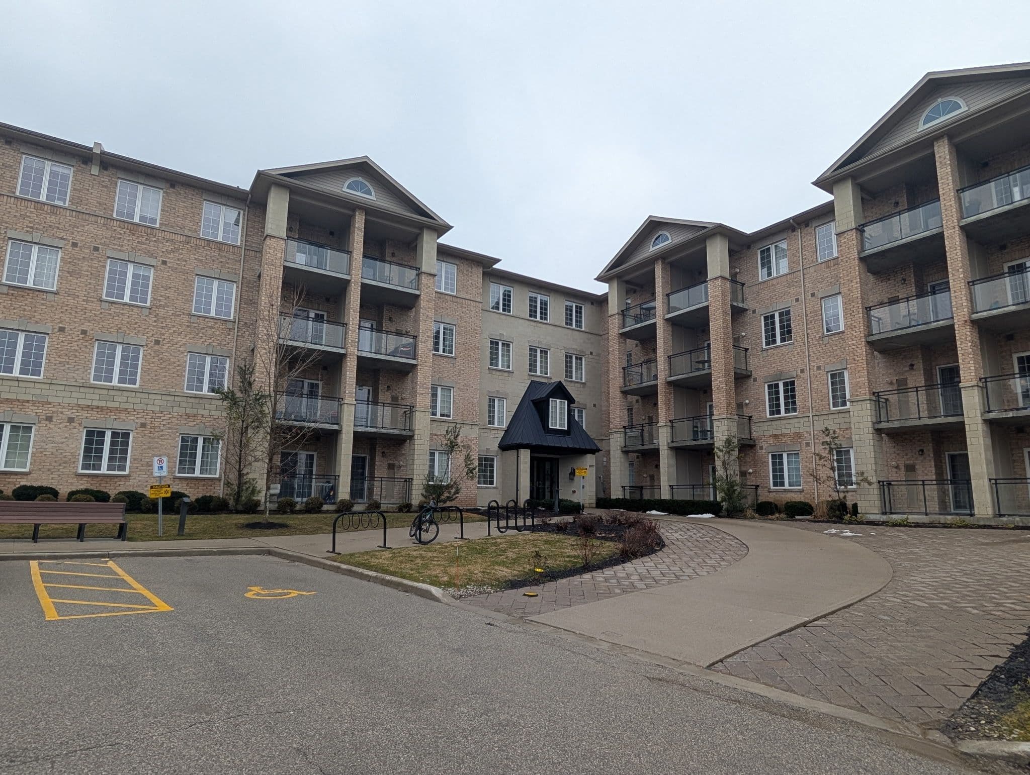 1077 Gordon Street 118, Guelph, ON N1G 0E3