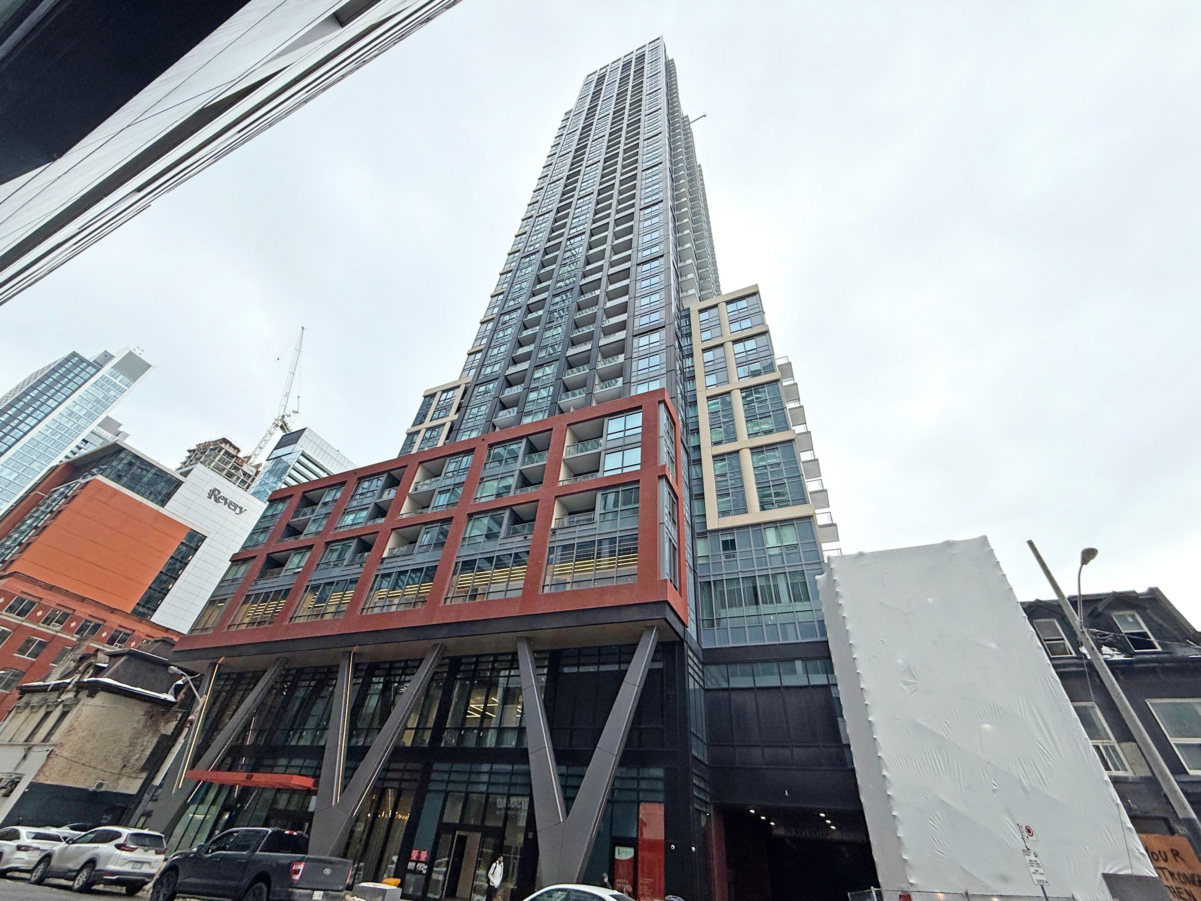 108 Peter Street 1525, Toronto C01, ON M5V 0W2