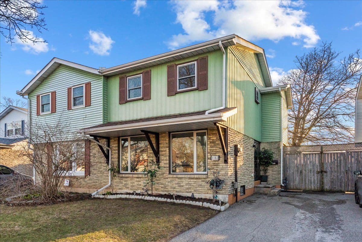 1182 Venus Crescent, Oshawa, ON L1J 6E4, Oshawa