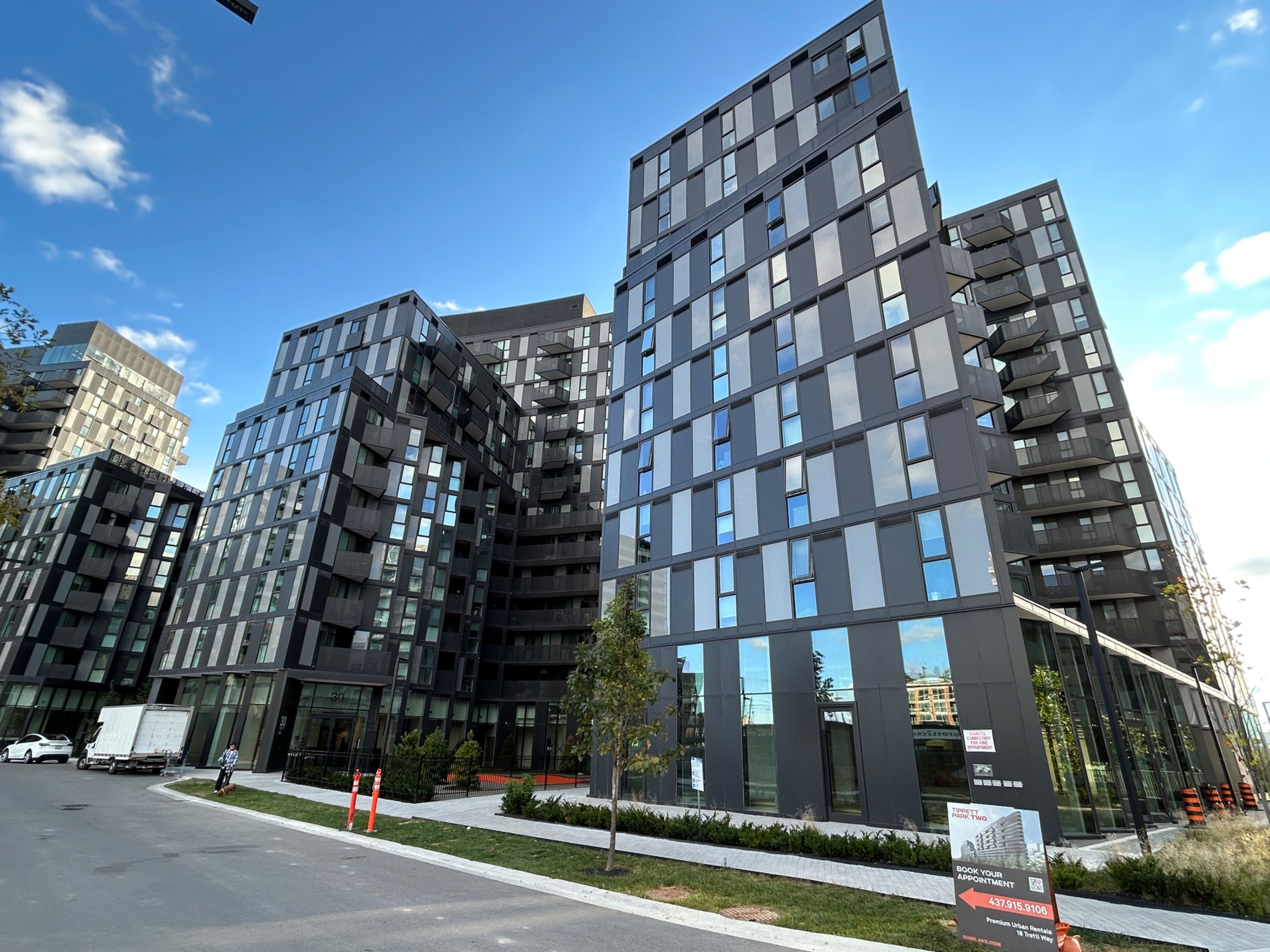 30 Tretti Way 611, Toronto C06, ON M3H 0E3