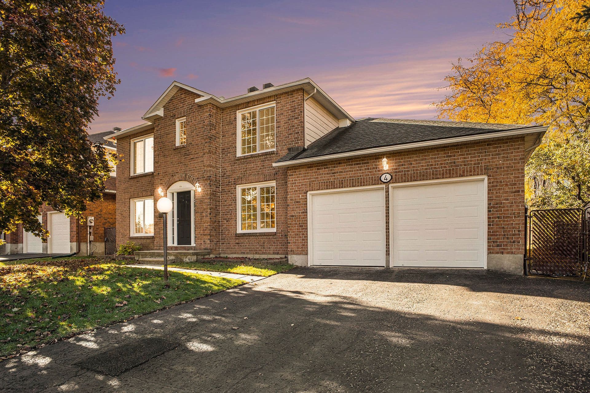 4 Spindle Way, Stittsville - Munster - Richmond, ON K2S 1J4