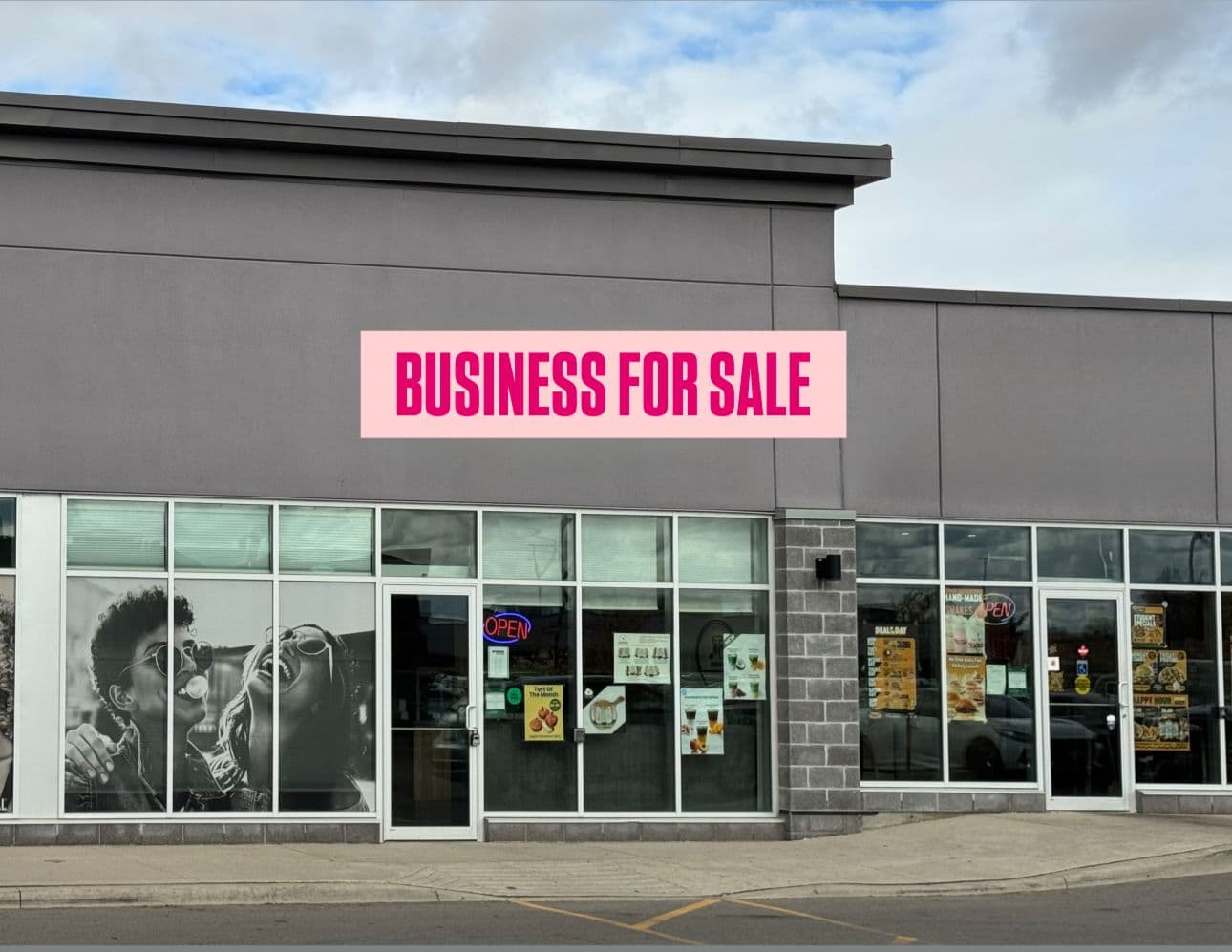 57 HARRY WALKER Parkway S 4-6, Newmarket, ON L3Y 0G3