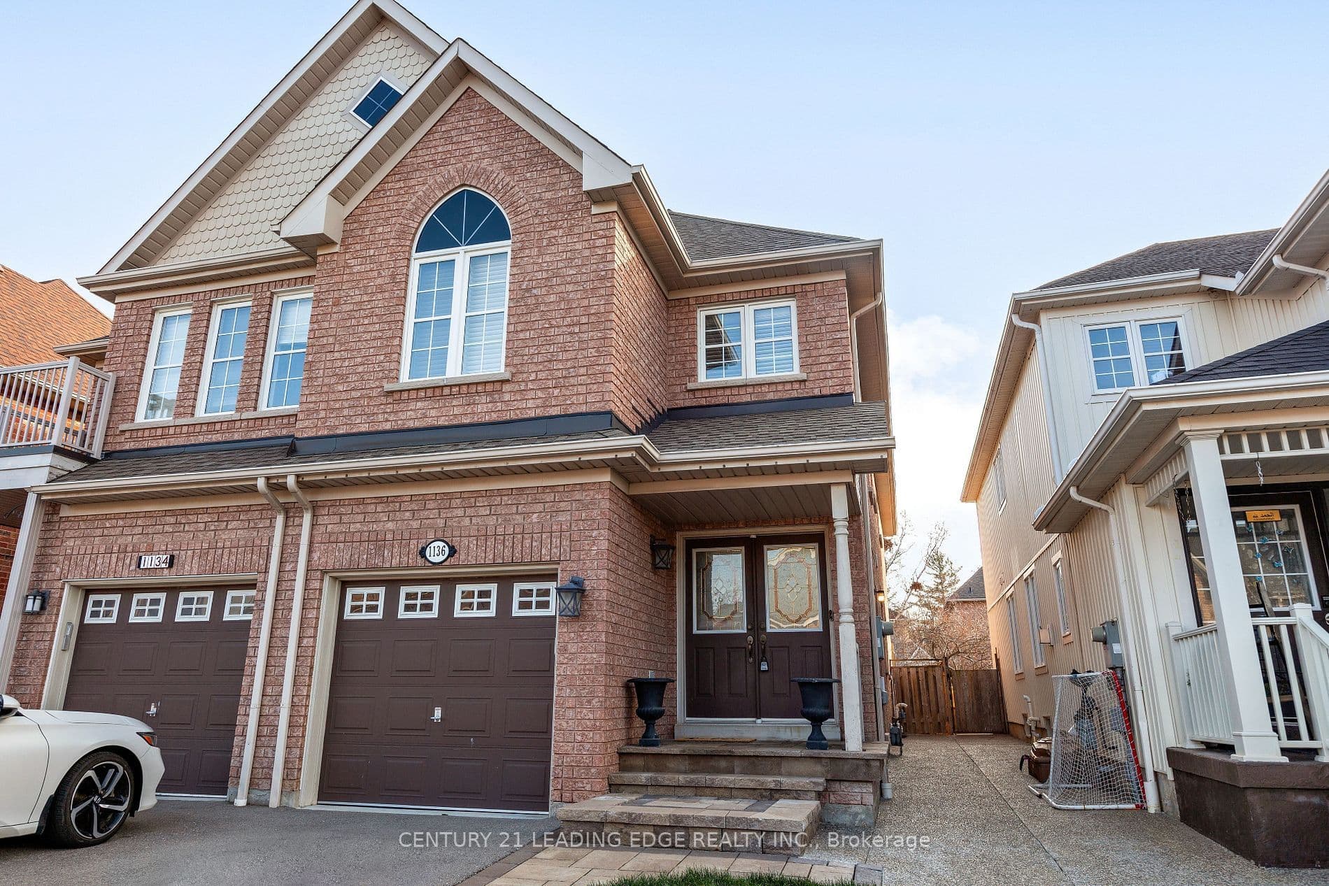 1136 Hickory Hollow Glen Lower, Mississauga, ON L5W 1Z8