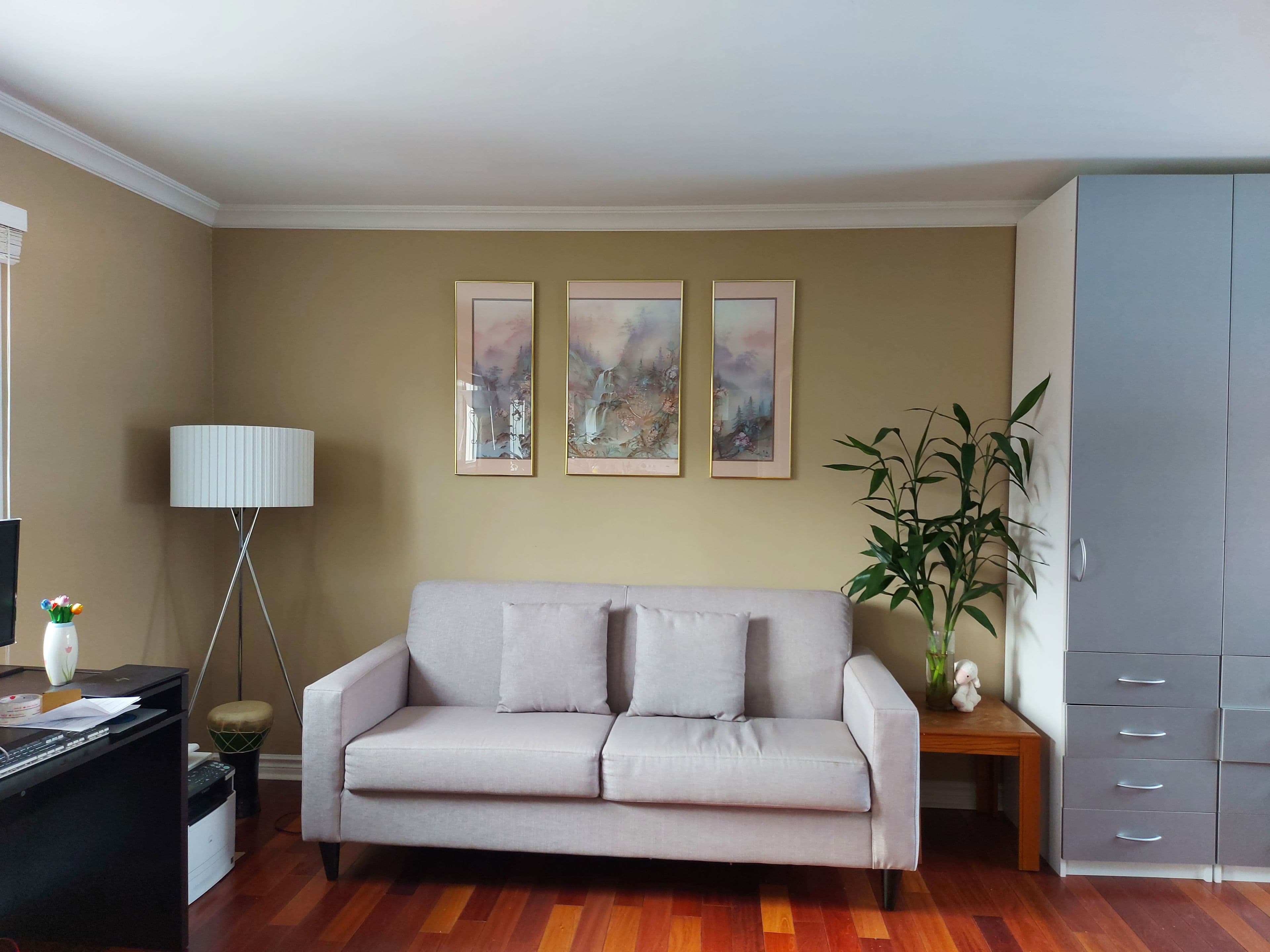 880 Leslie Valley Drive, Newmarket, ON L3Y 7G9