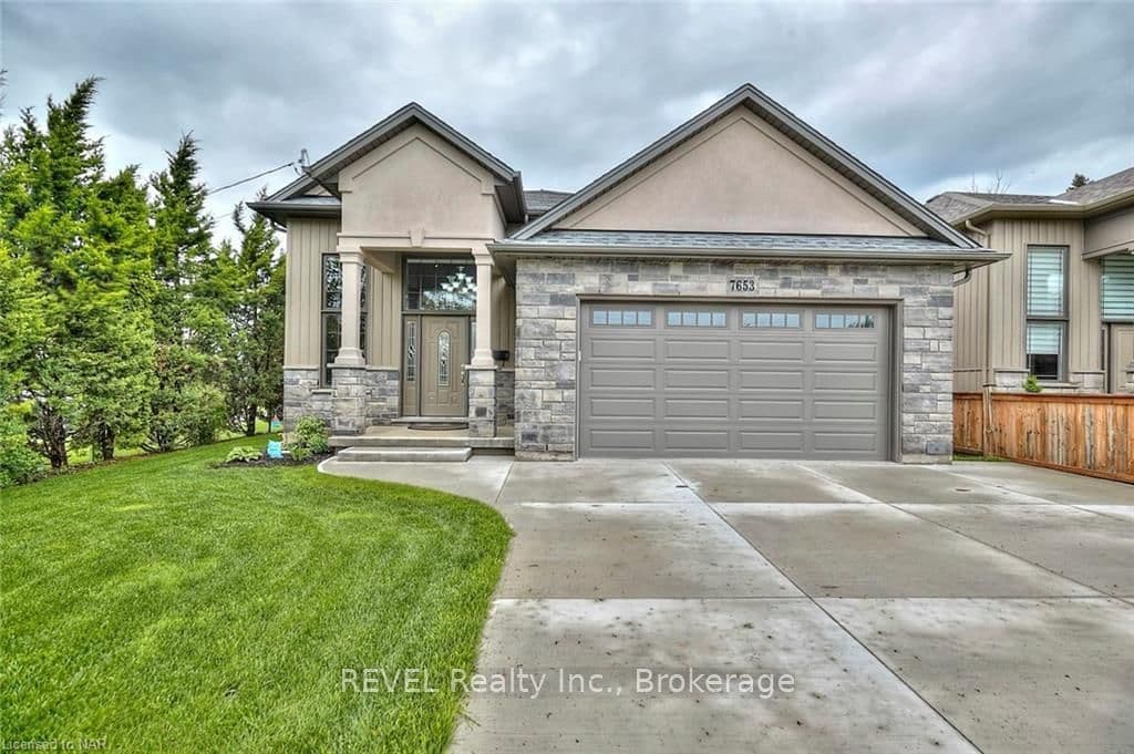 7653 Mulhern Street, Niagara Falls, ON L2H 1B2