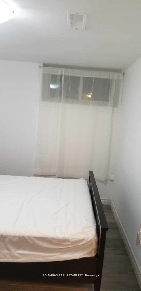 12 Flerimac Road Bsmt Rm, Toronto E10, ON M1E 4A9