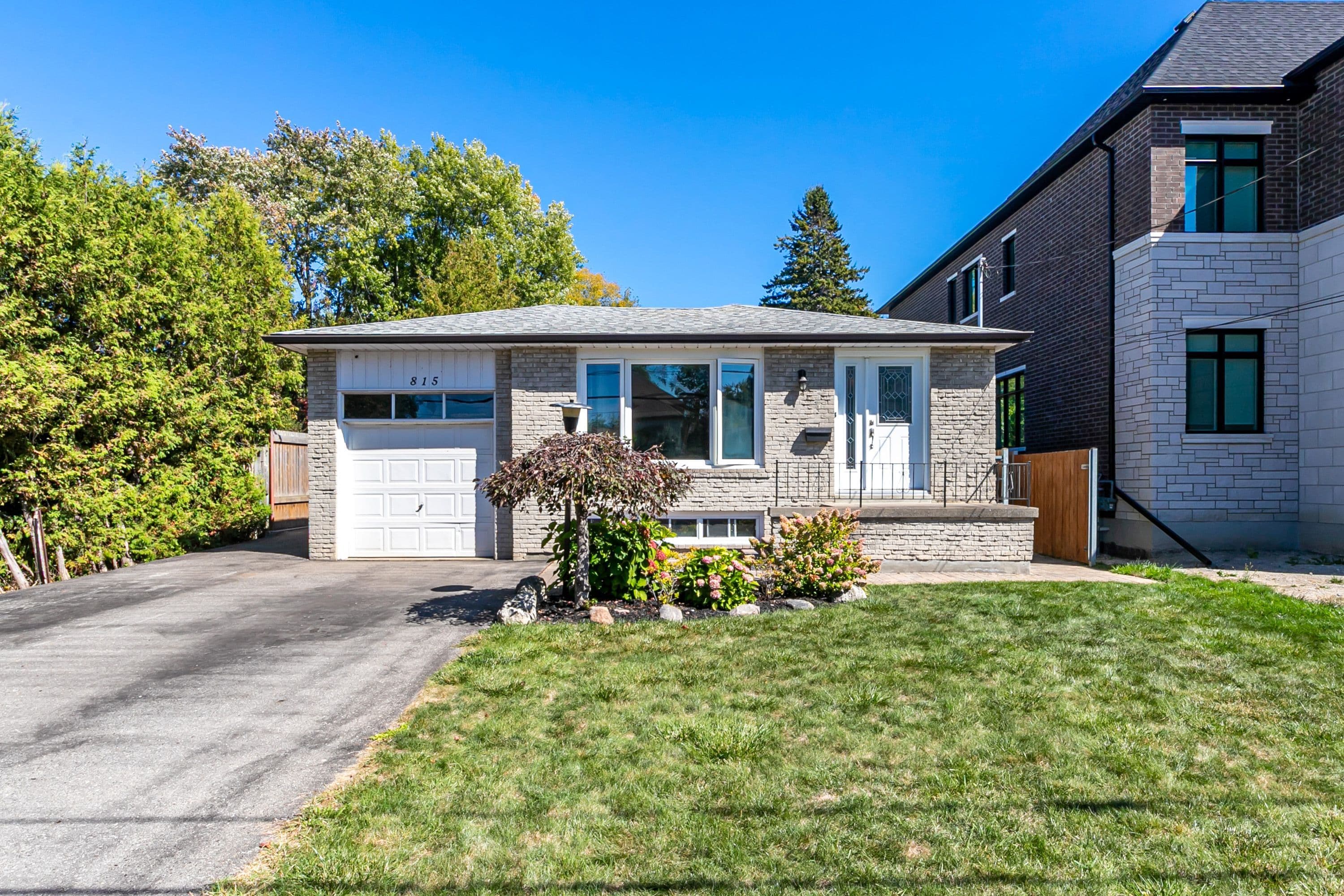 815 Douglas Avenue, Pickering, ON L1W 1N2