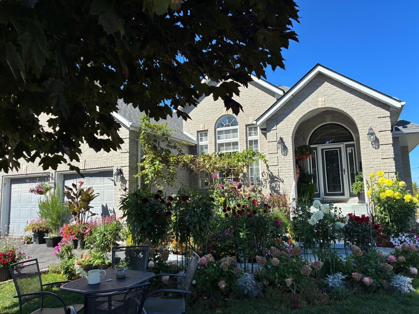 1100 Earnhart Street, Kingston, ON K7P 3C2