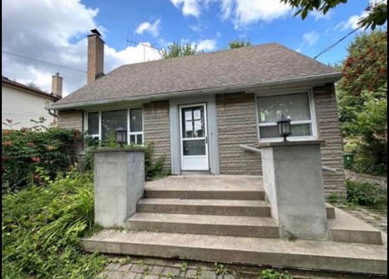 71 Scarborough Heights Boulevard, Toronto E08, ON M1M 2V5