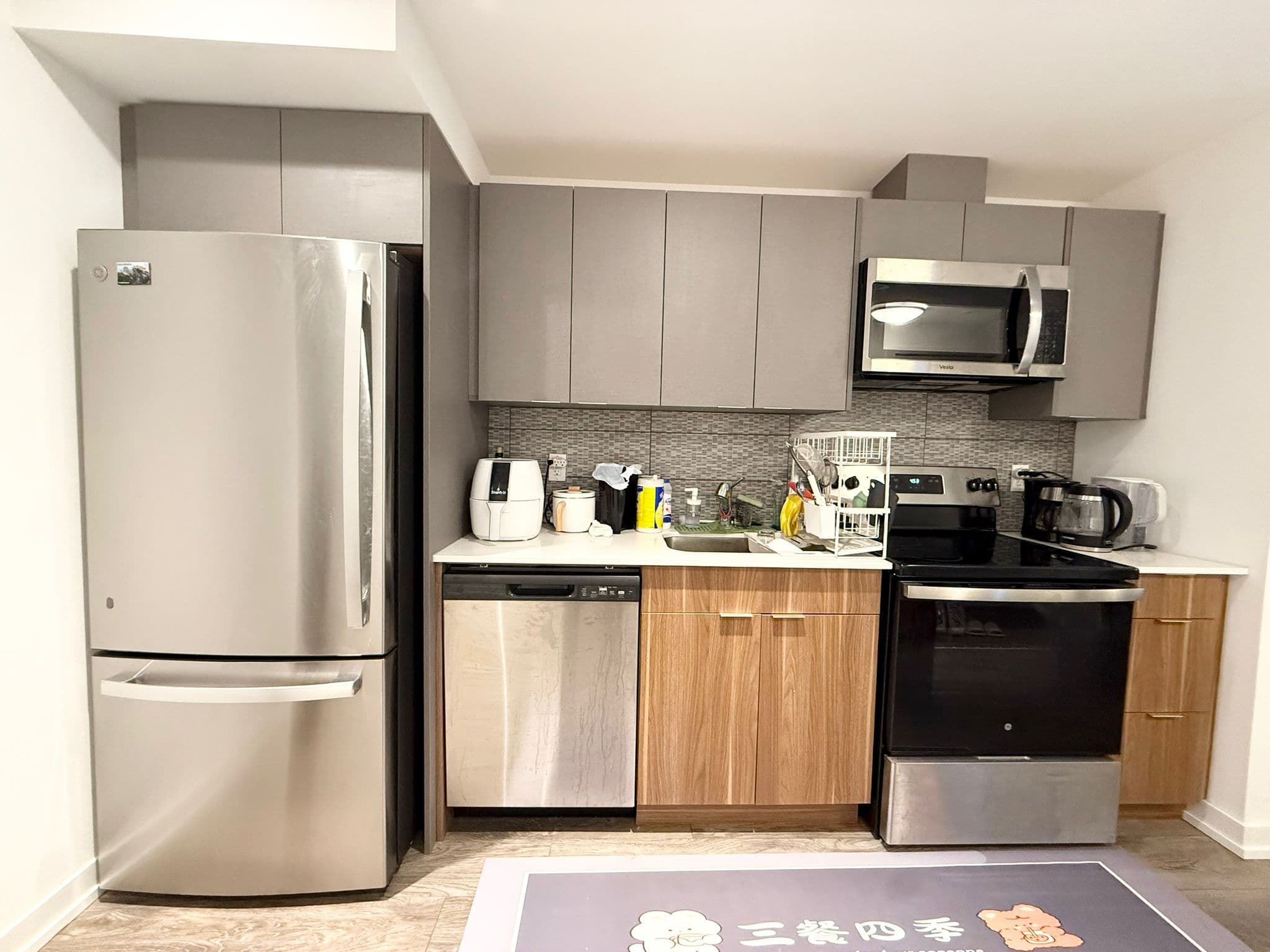 3079 PHARMACY Avenue 24, Toronto E05, ON M1W 2H1