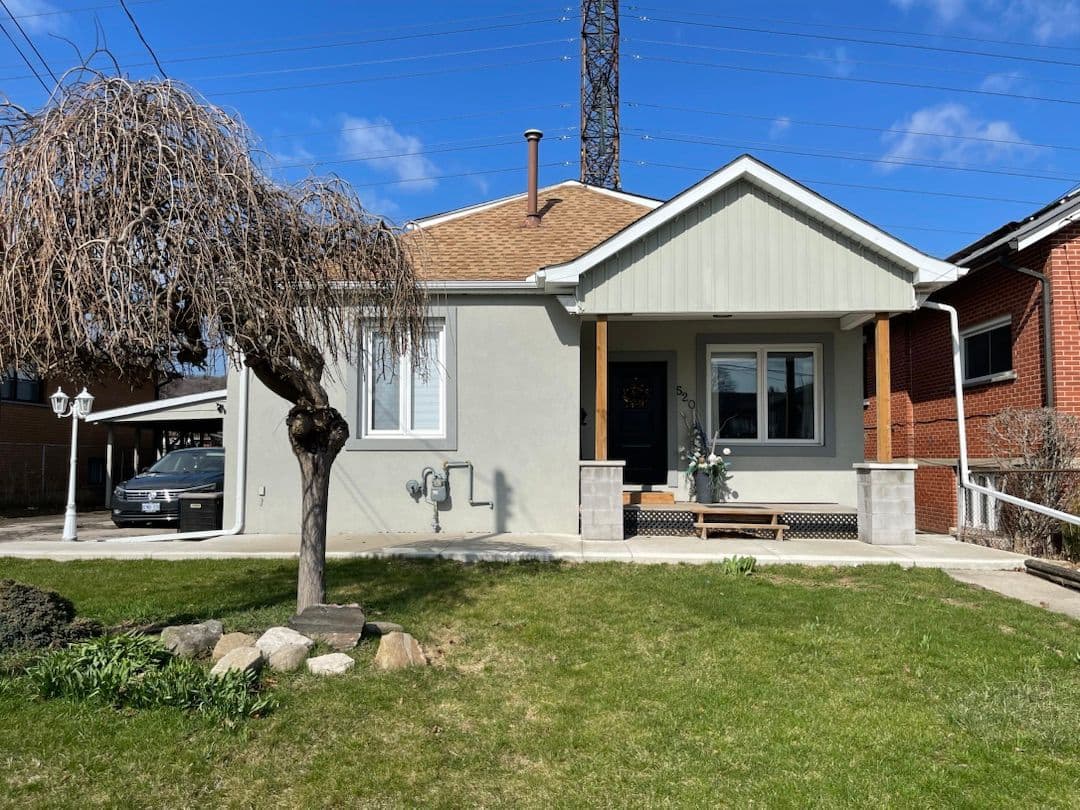 520 Cochrane Rd Road Lower, Hamilton, ON L8K 3H5