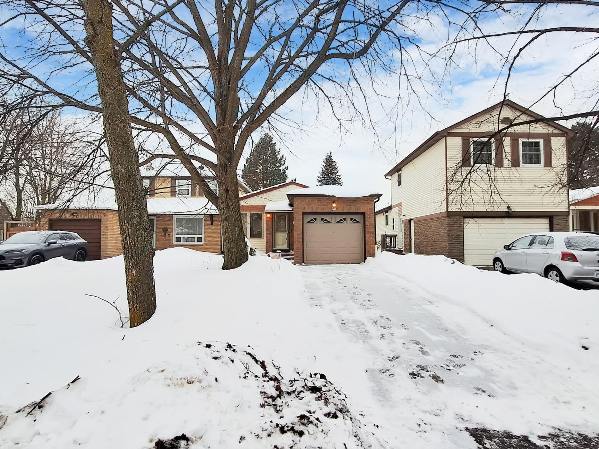 30 Madsen Crescent, Markham, ON L3R 4P3