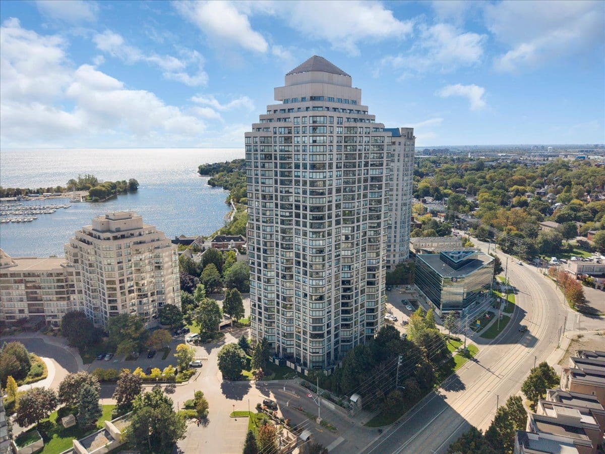 2269 Lake shore Boulevard W 1207, Toronto W06, ON M8V 3X6