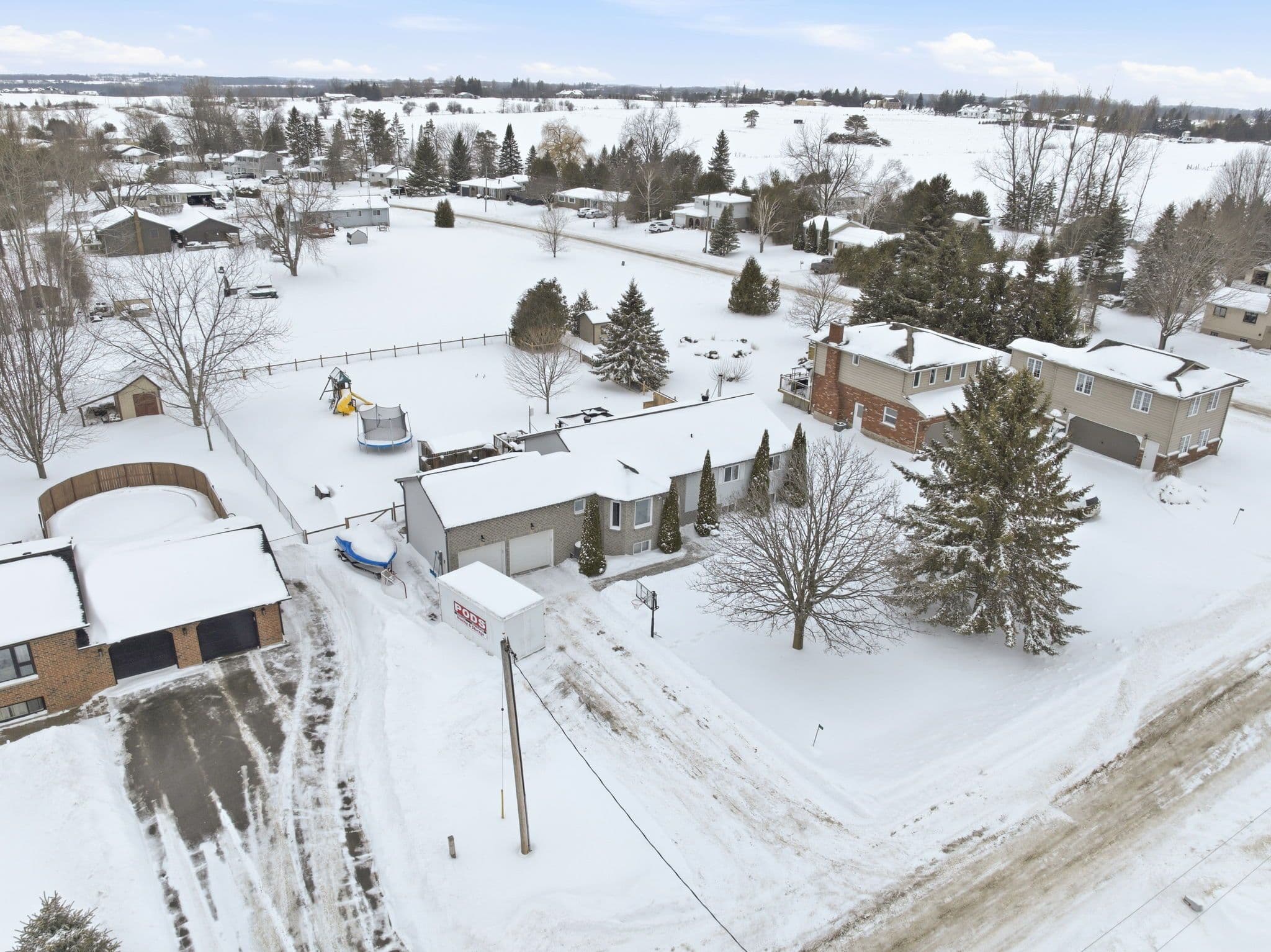 6 SPARROW Court, Kawartha Lakes, ON K0M 2C0