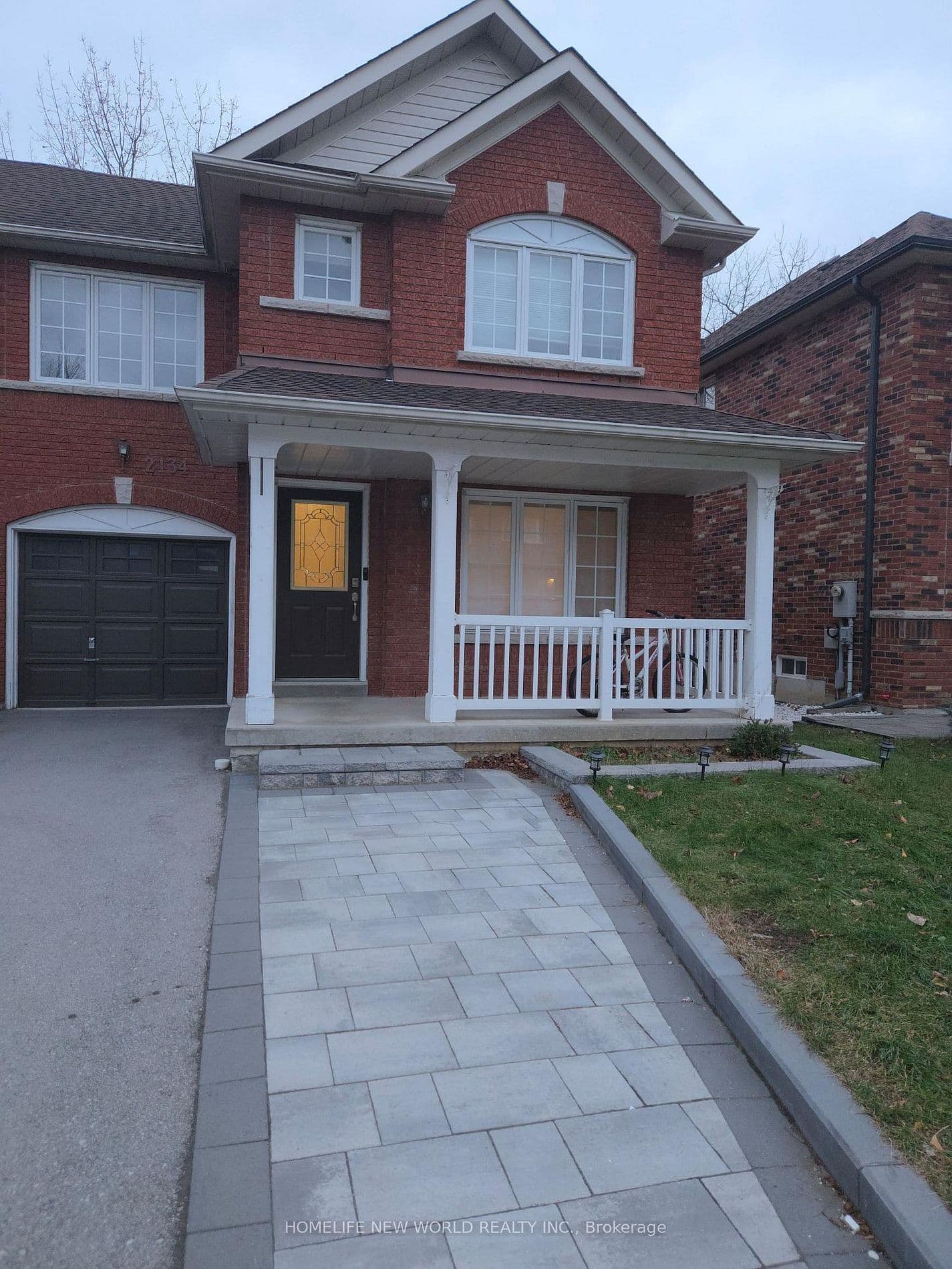 2134 Erin Gate Boulevard, Pickering, ON L1X 2V3