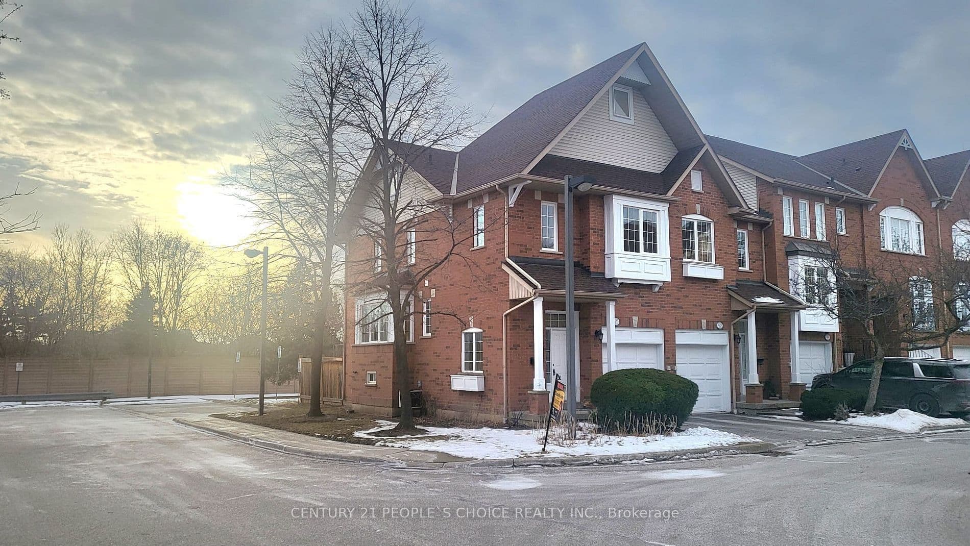 1591 South Parade Court 30, Mississauga, ON L5M 6G1