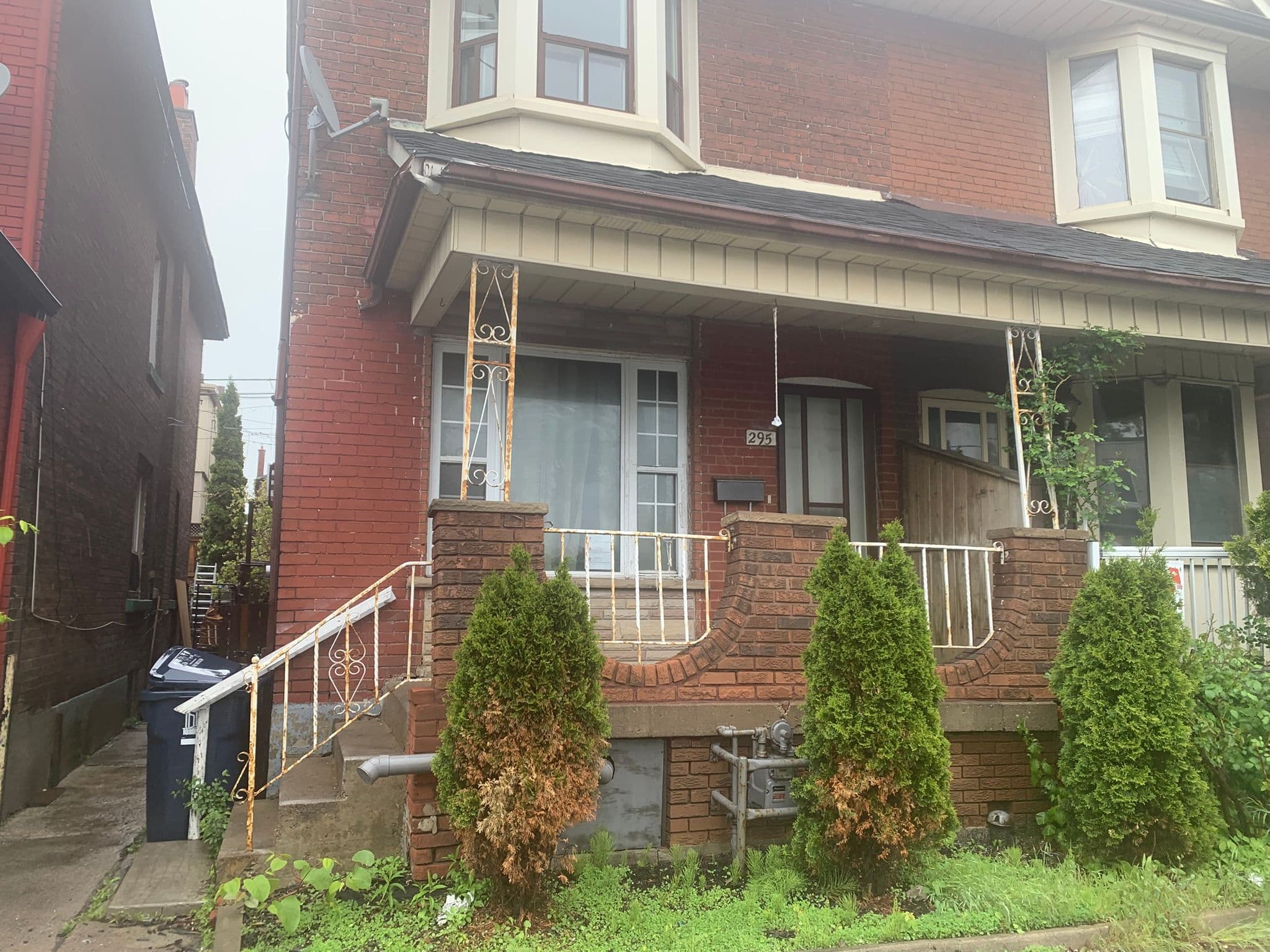 295 Old Weston Road, Toronto W03, ON M6N 3A7