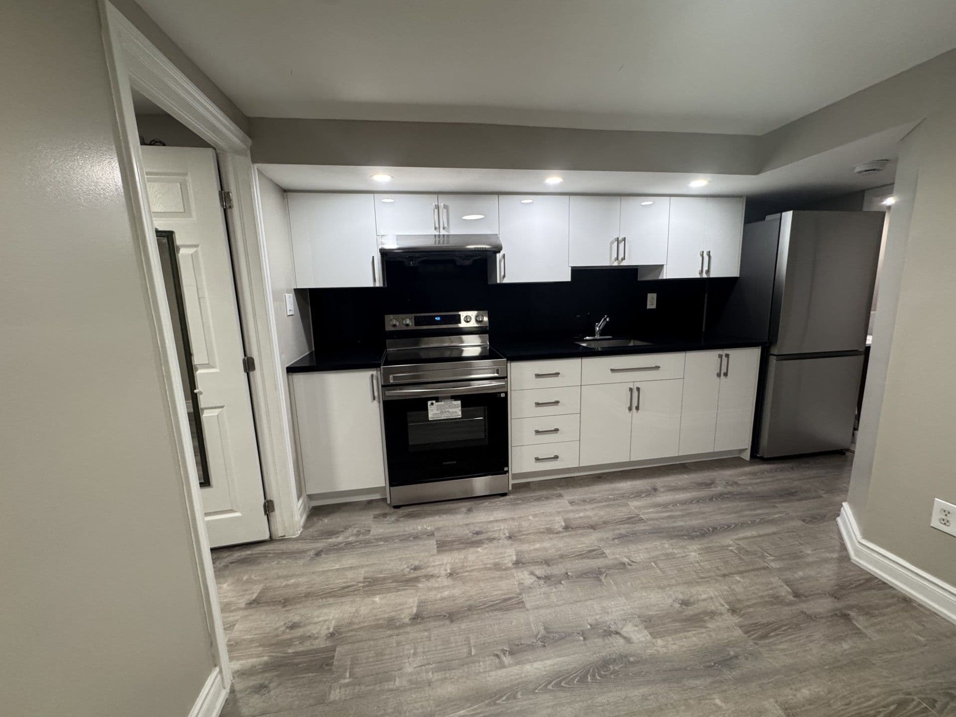 20 Robinson Avenue 3 Bsmt, Toronto E06, ON M1L 3S7