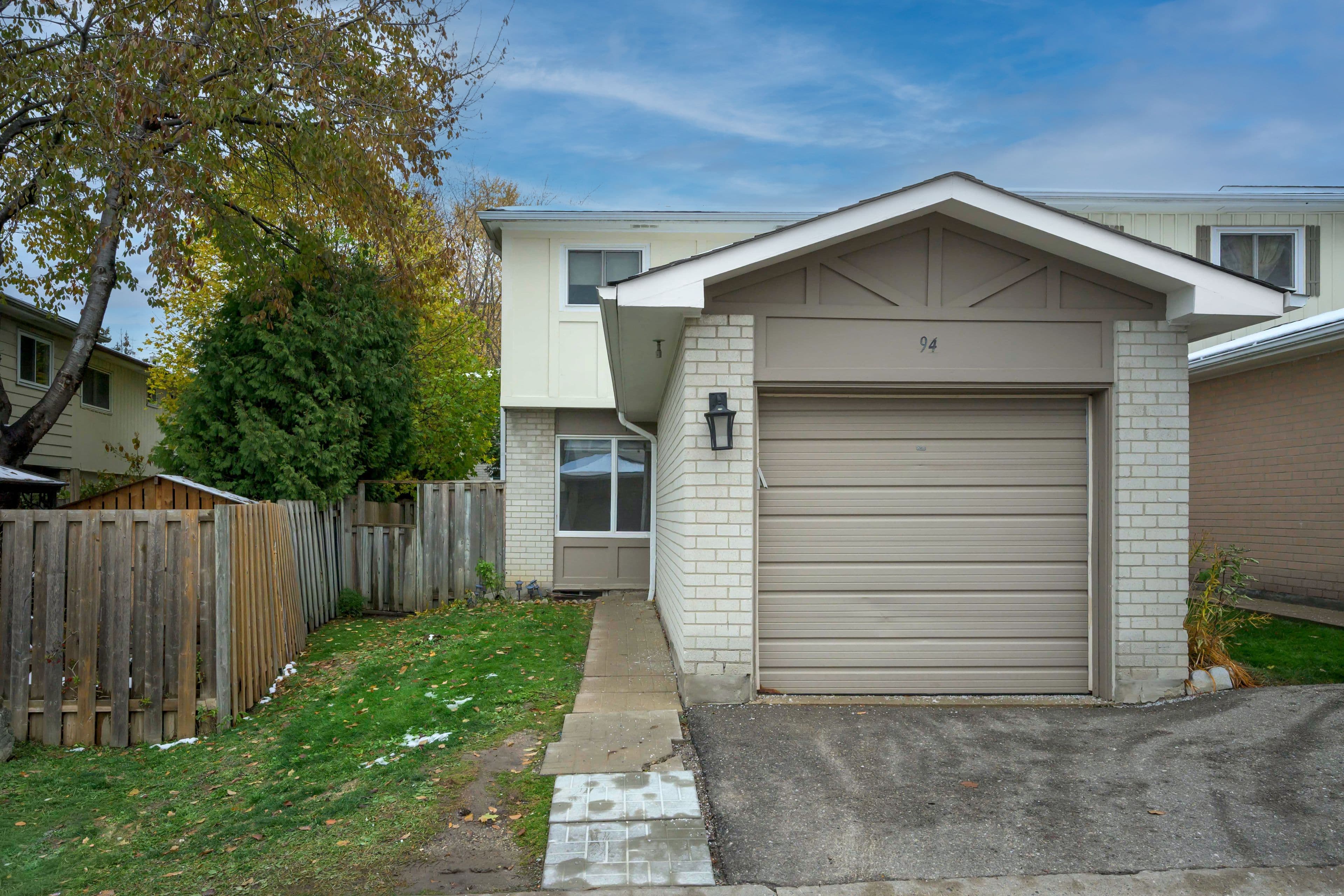 94 Plum Tree Way 72, Toronto C07, ON M2R 3J2