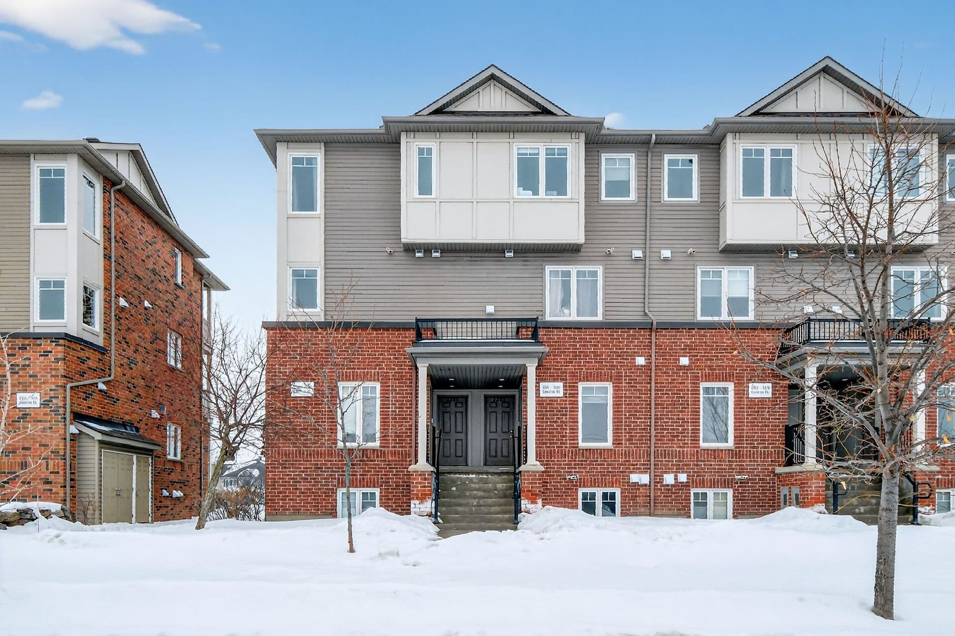 3385 Cambrian Road, Barrhaven, ON K2J 1S3