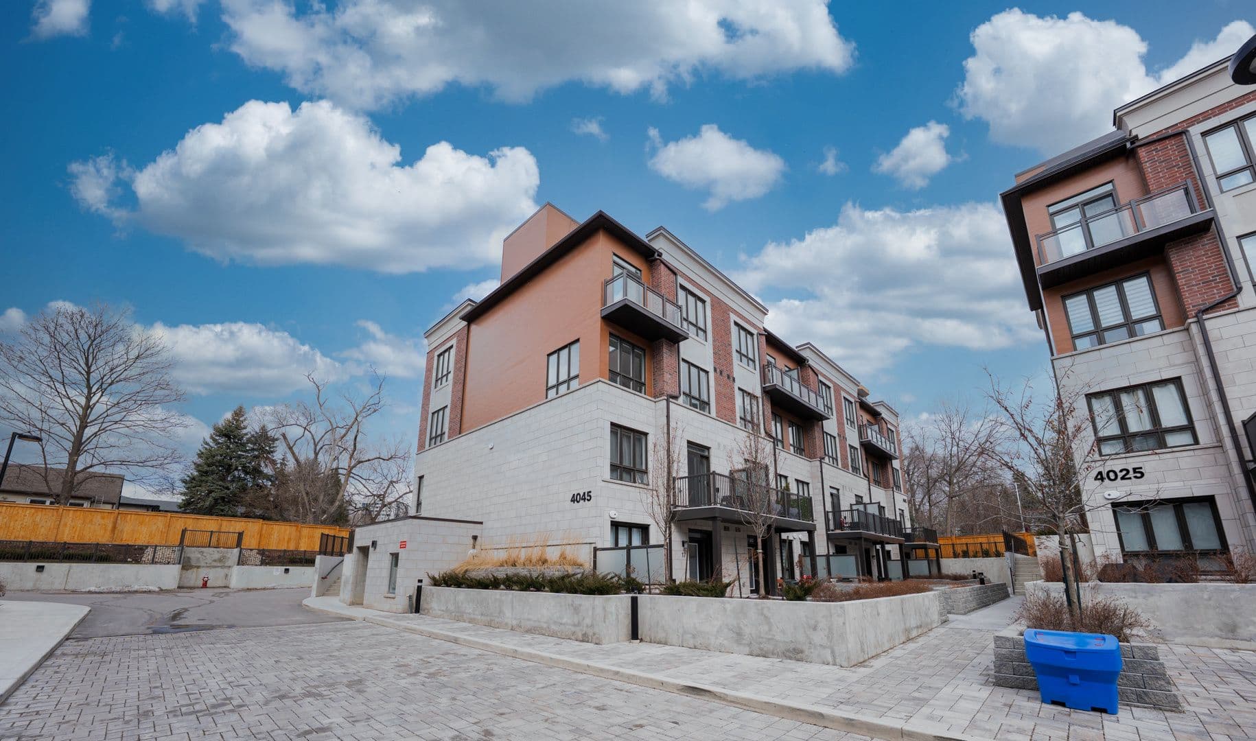 4045 Hickory Drive 7, Mississauga, ON L4W 1L1