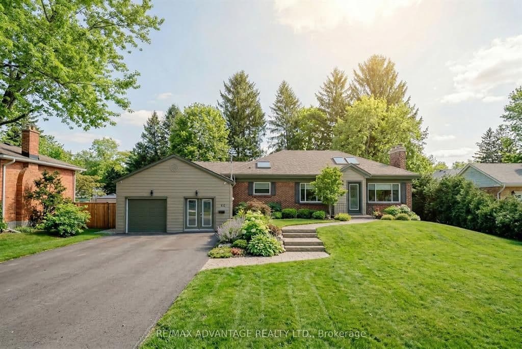 832 Sunninghill Avenue, London North, ON N6H 3L9