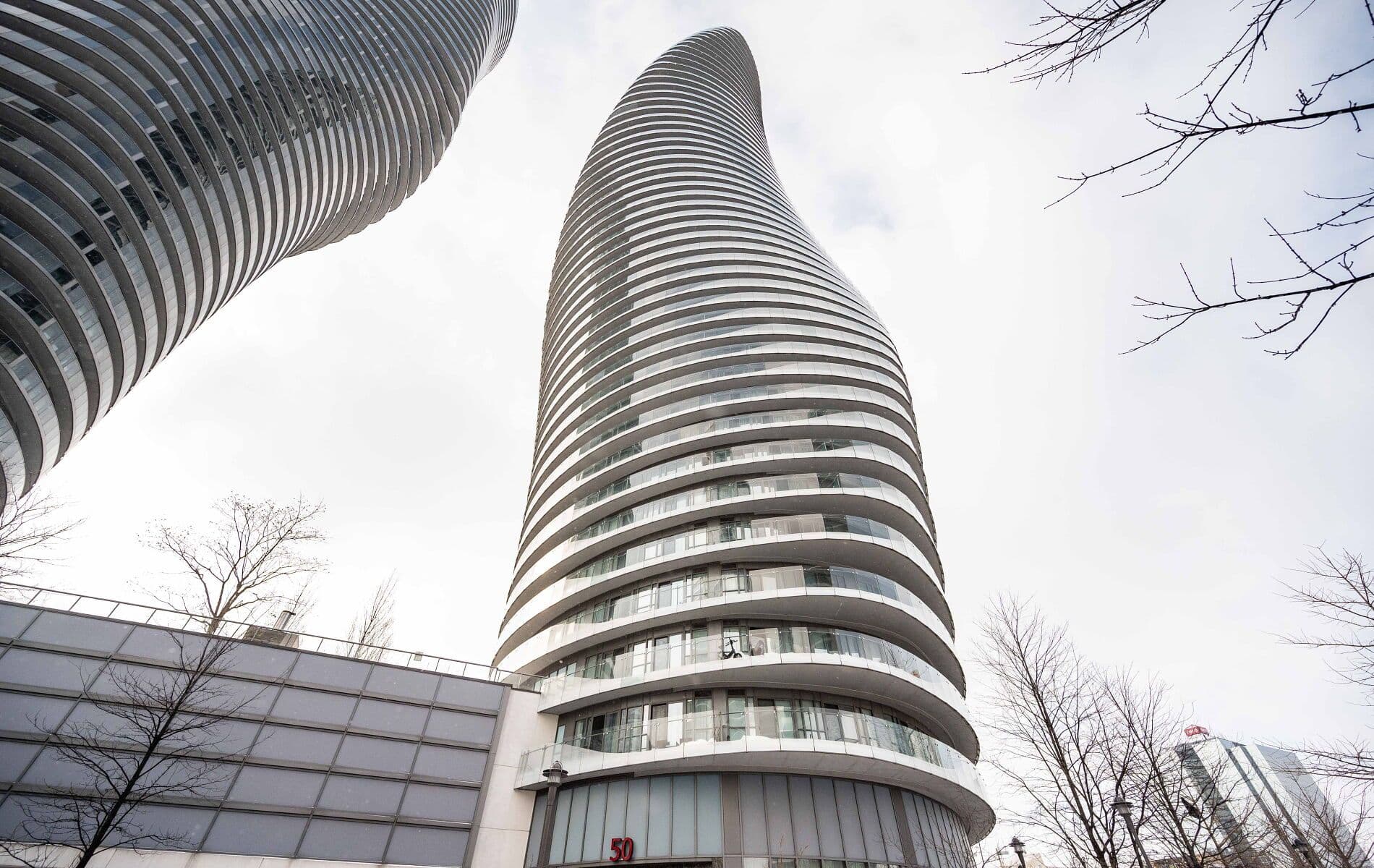 50 Absolute Avenue 2105, Mississauga, ON L4Z 0A8