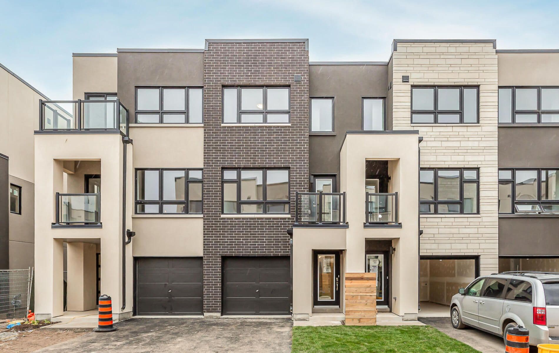 3089 Cherry Blossom Common, Burlington, ON L7M 0H4