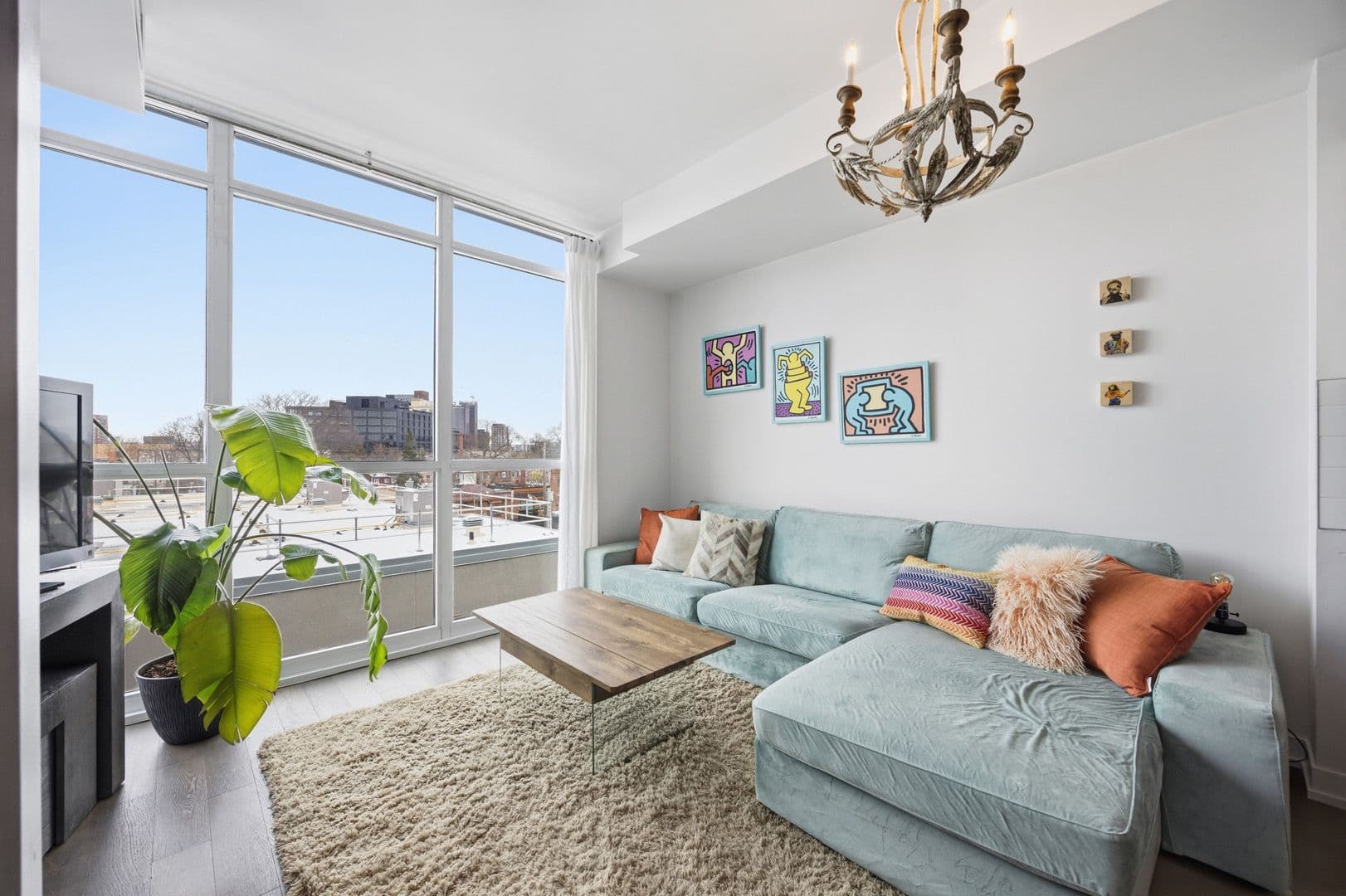 36 Howard Park Avenue 510, Toronto W01, ON M6R 0A5