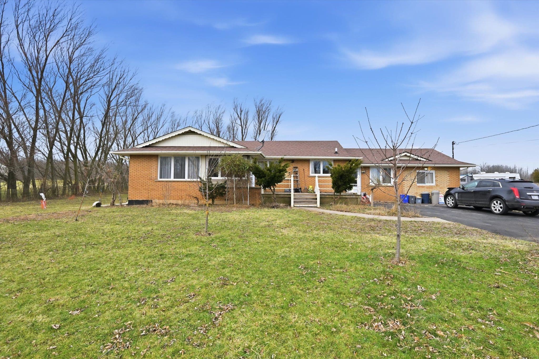 356 Mountain Road, Grimsby, ON L3M 4E7