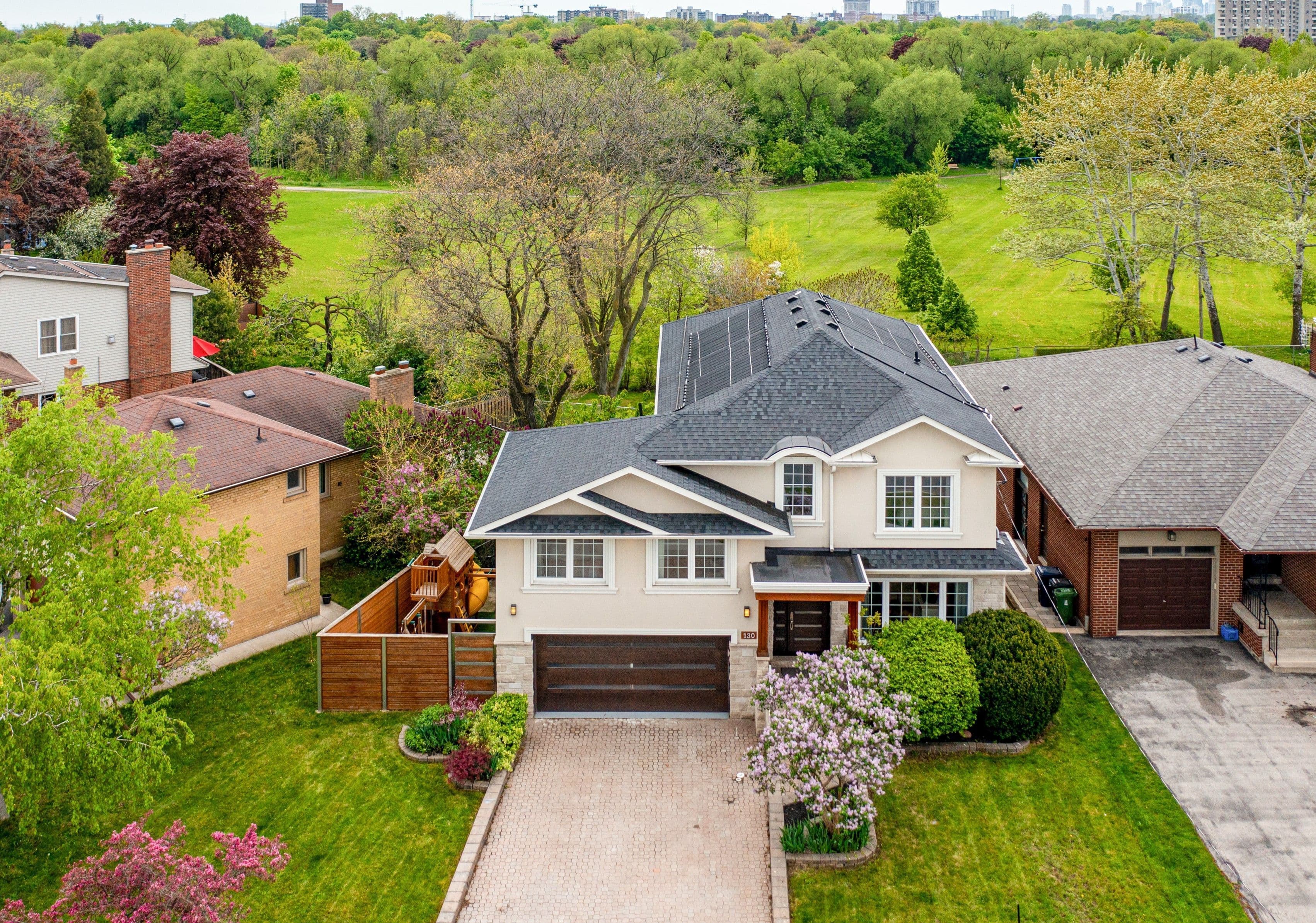 130 Saturn Road, Toronto W08, ON M9C 2S6