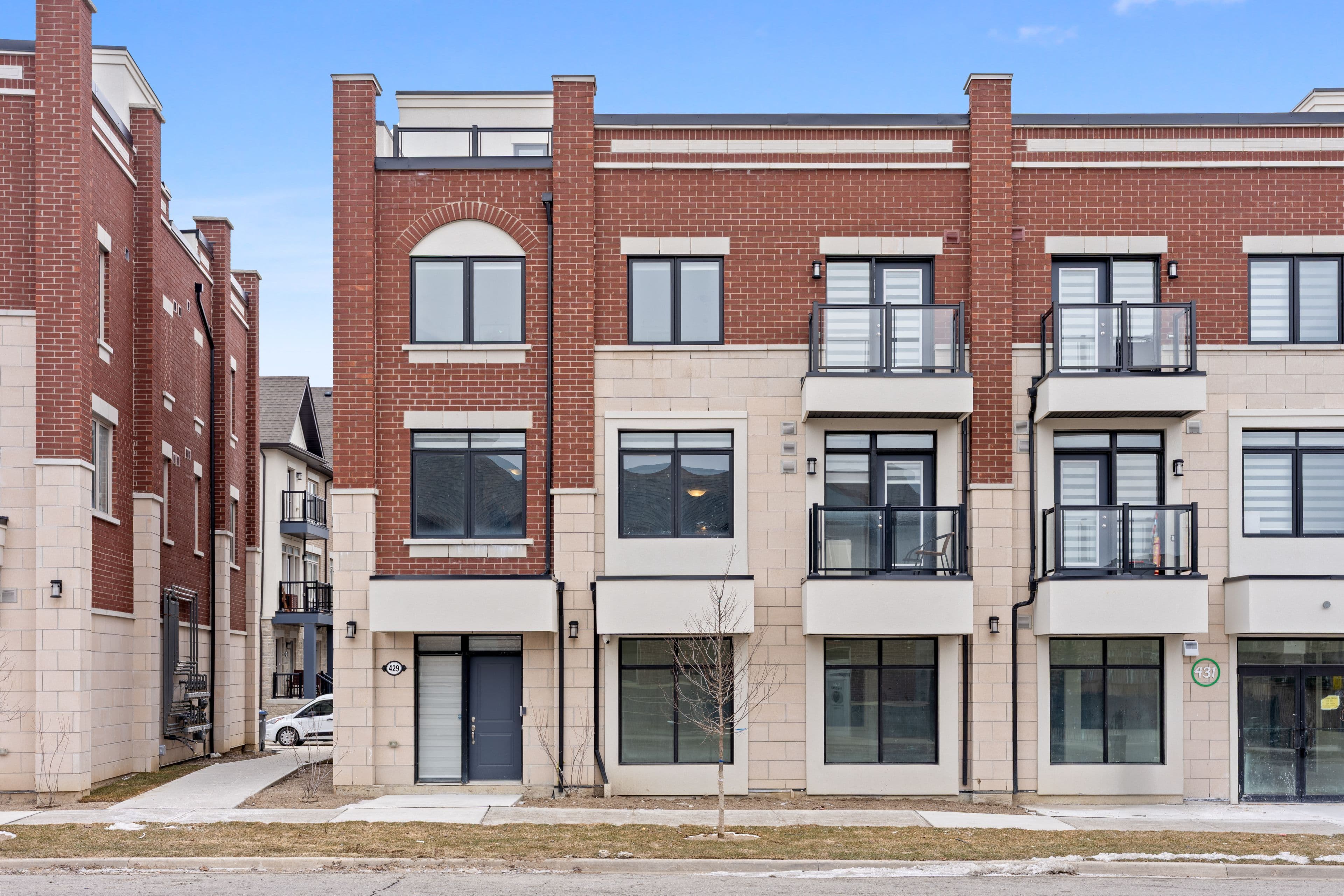 429 Dougall Avenue, Caledon, ON L7C 4L5