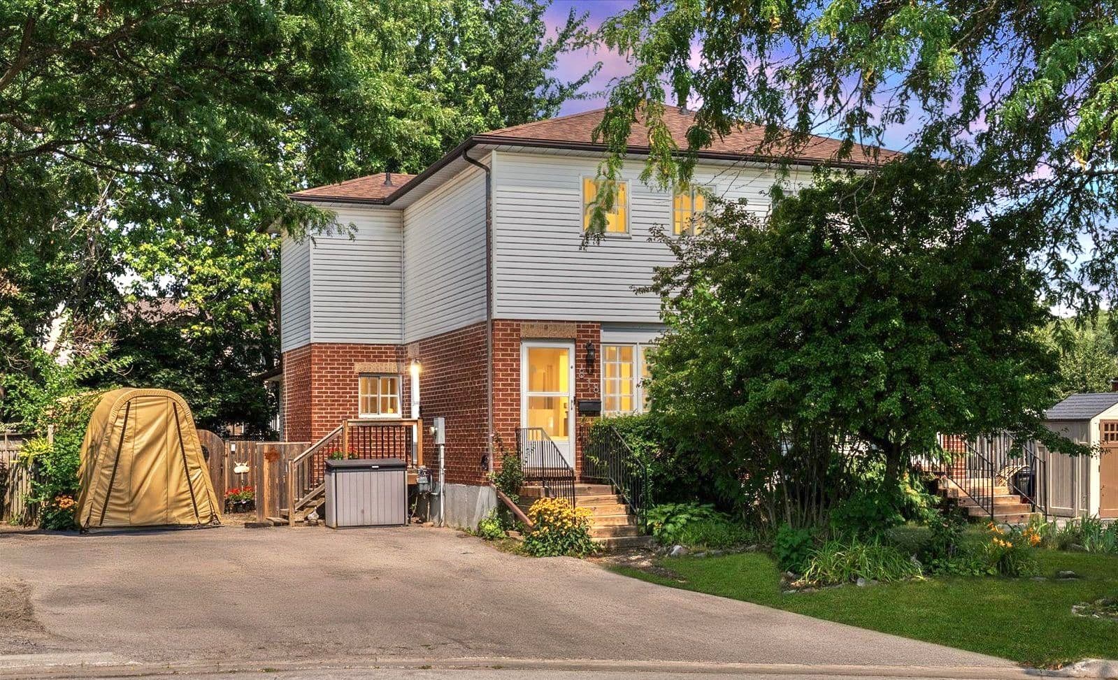 818 Buttonbush Court Bsmt, Oshawa, ON L1K 2H9