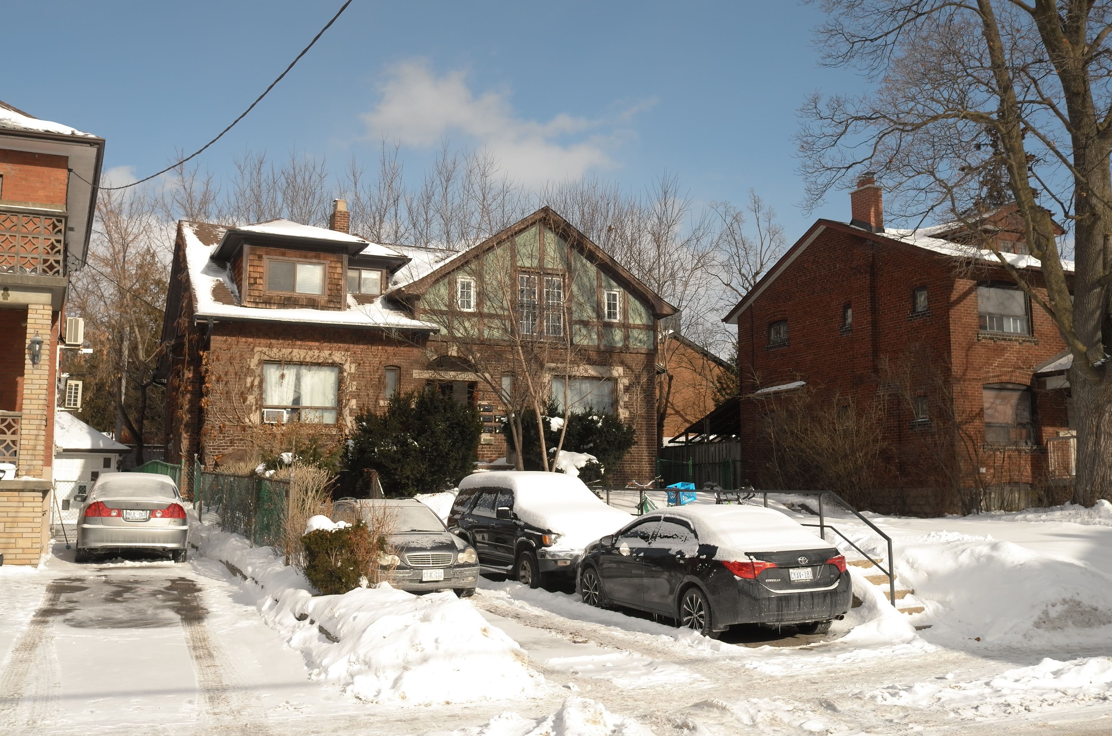4 Glenhurst Avenue, Toronto C03, ON M6C 1H7