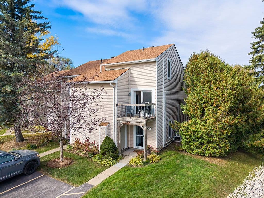 127 Alfred Street W 38, Blue Mountains, ON N0H 2P0