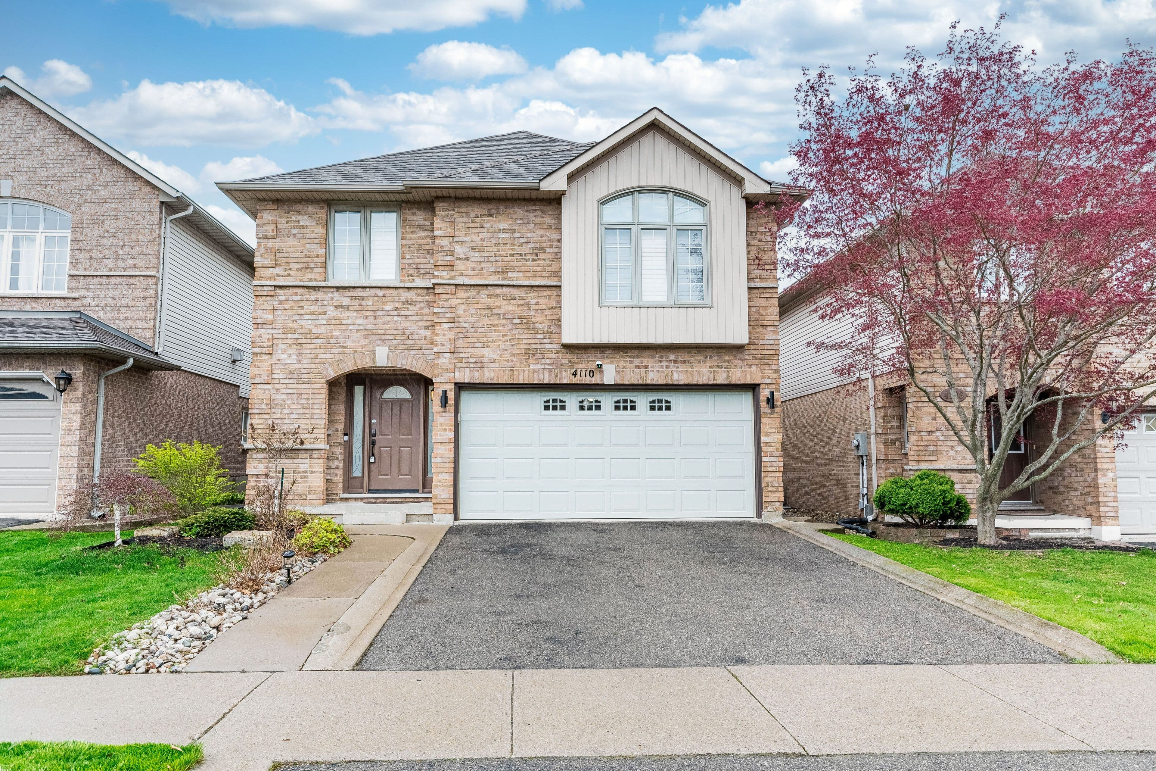4110 Forest Run Avenue, Burlington, ON L7M 4L7