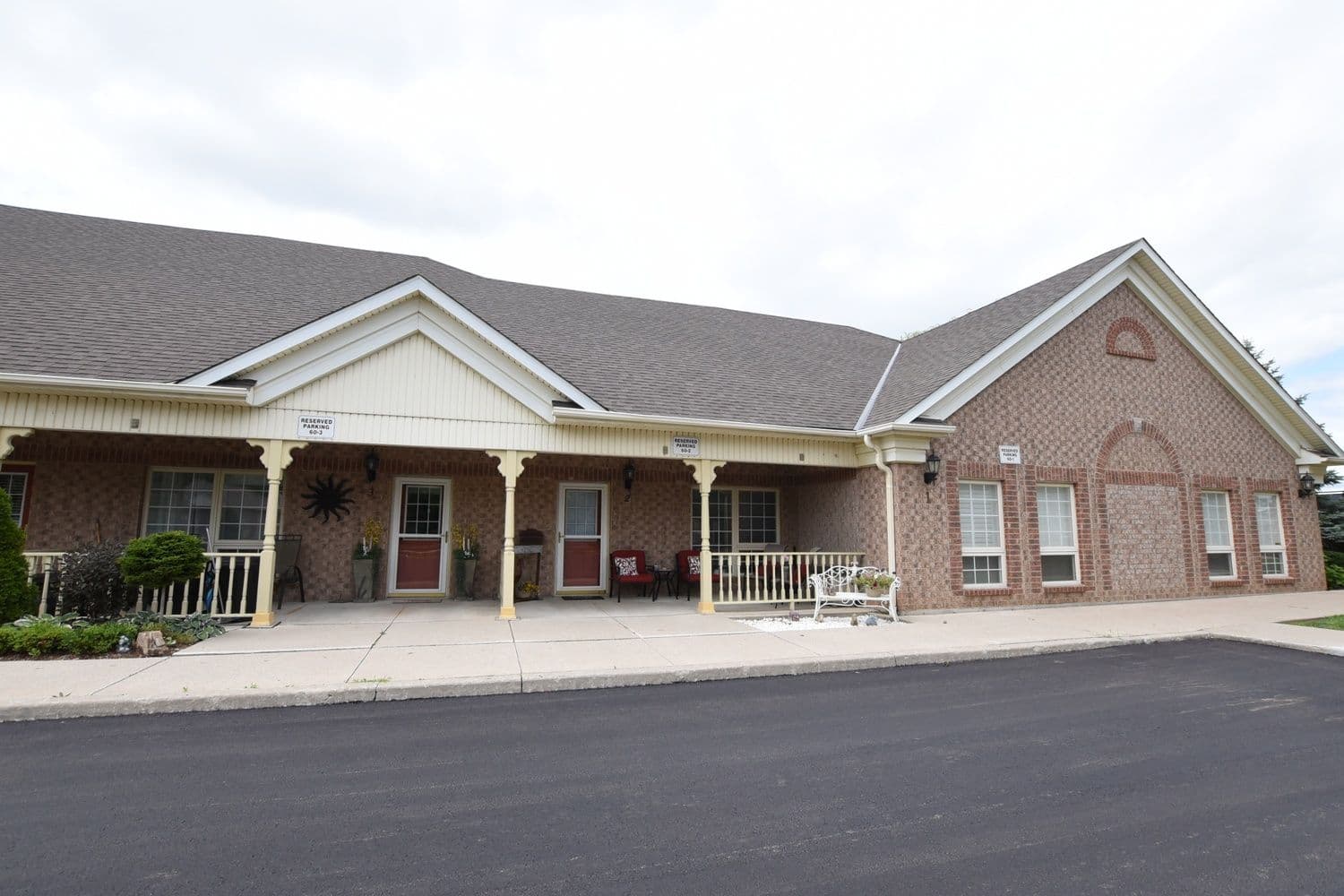 60 Natalia Avenue 2, Hamilton, ON L0R 1W0