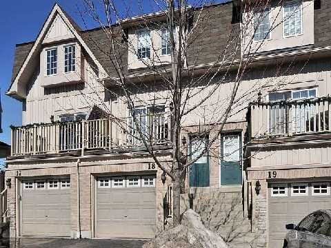 735 Sheppard Avenue 18, Pickering, ON L1V 7K5