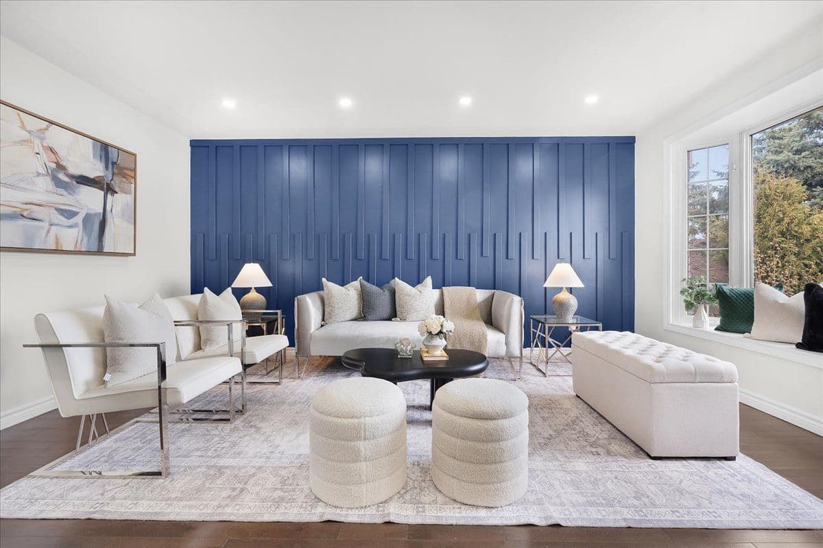 56 Nash Road S, Hamilton, ON L8K 4J7