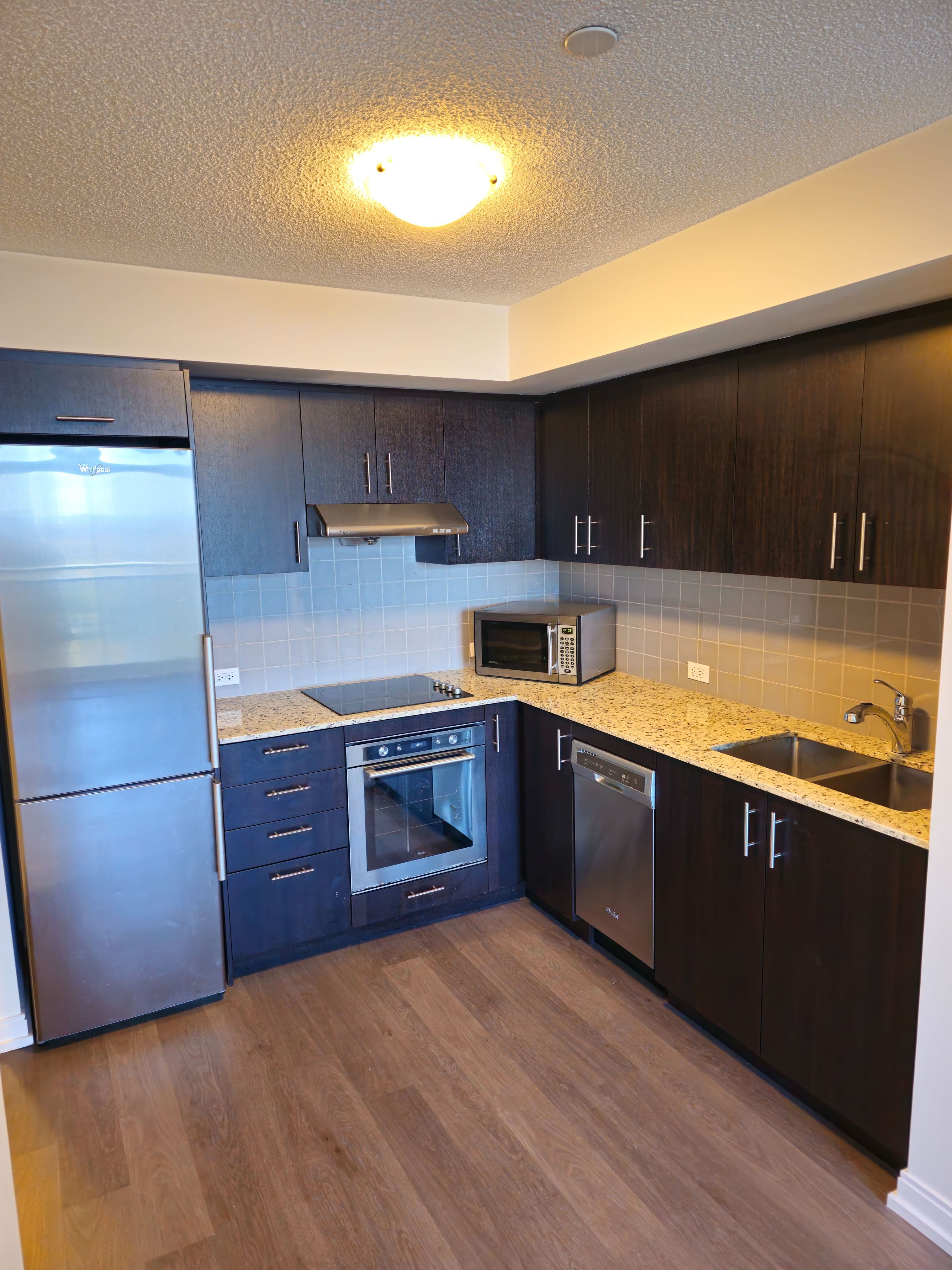 255 Village Green Square S 2005, Toronto E07, ON M1S 0L3