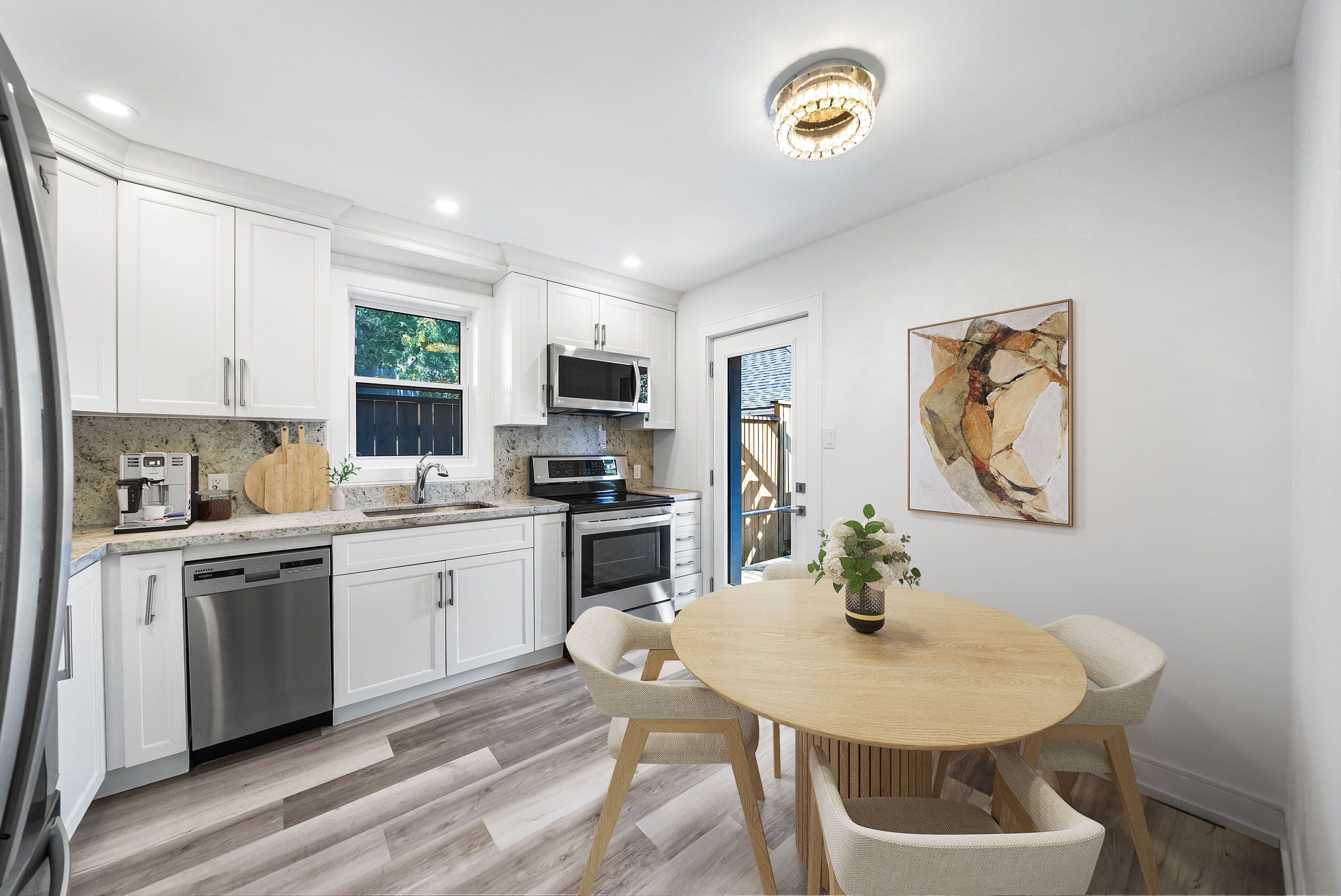 50 Arcadian Circle 2, Toronto W06, ON M8W 2Y9