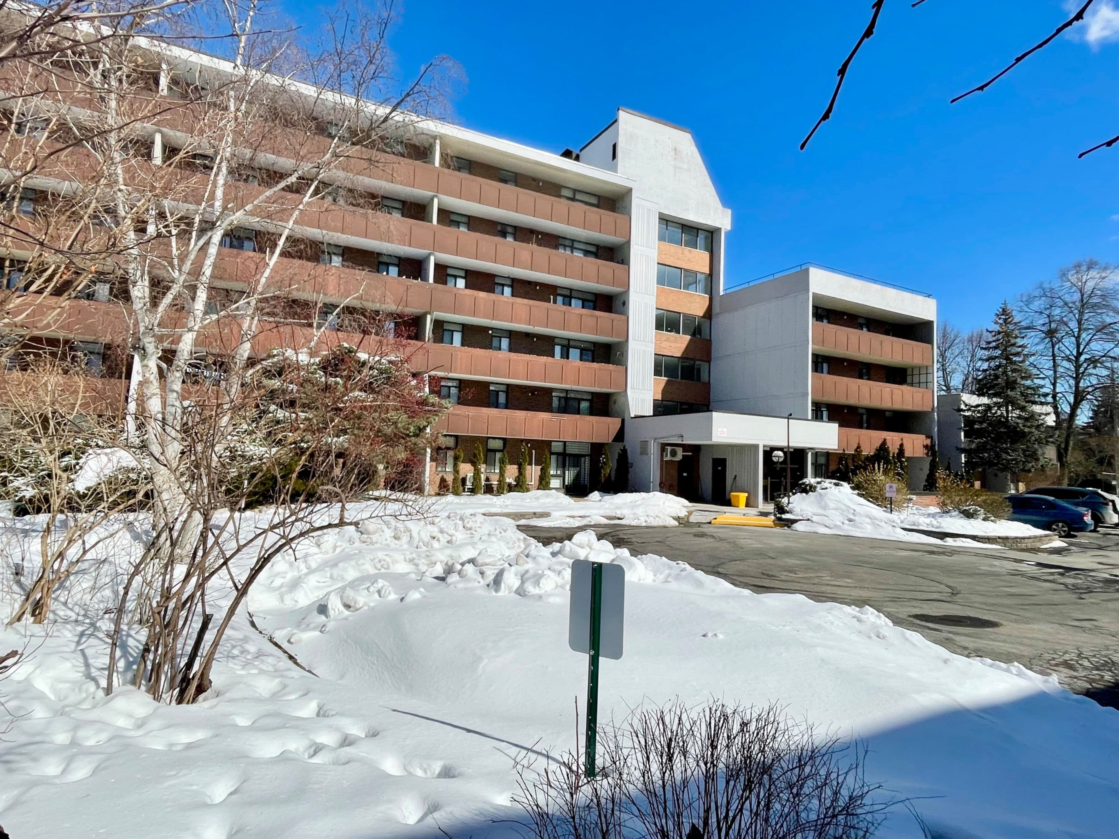 50 Old Kingston Road 5-606, Toronto E10, ON M1E 4Y1