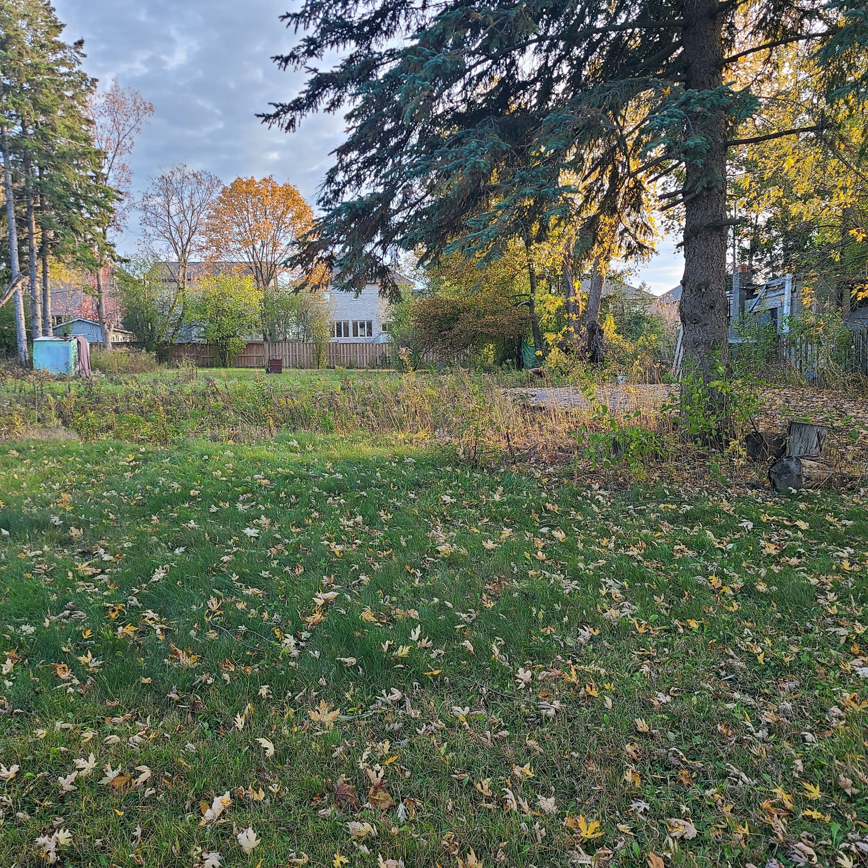 1A View Street, Ajax, ON L1Z 1E4