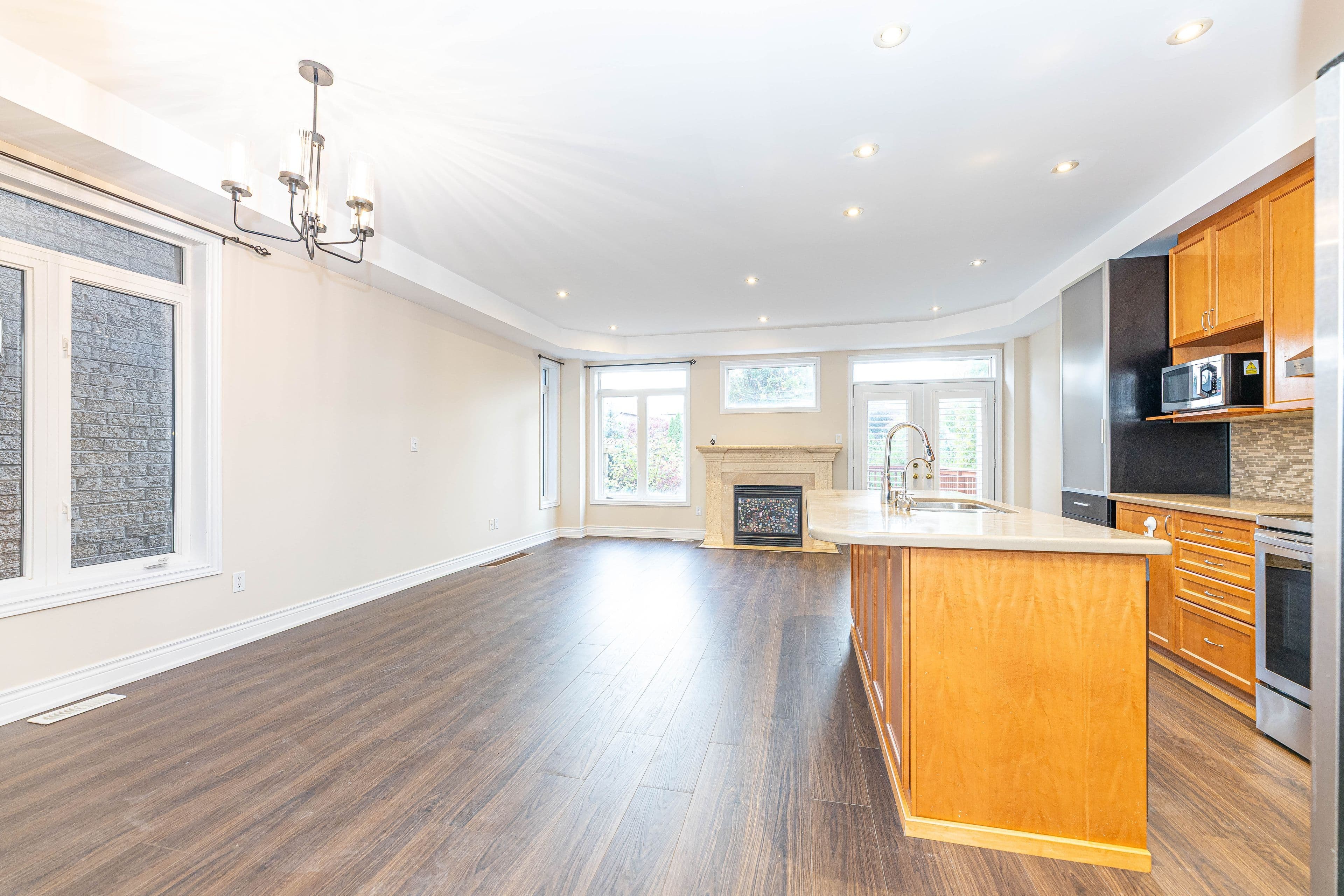 1182 Woodington Lane, Oakville, ON L6H 7V1