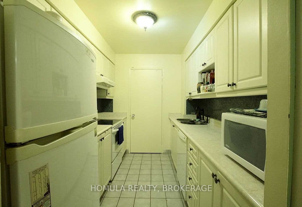 250 Jarvis Street 303, Toronto C08, ON M5B 2L2