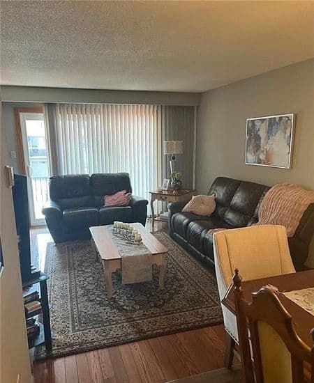 78 Ashburn Crescent, Vaughan, ON L4L 1G9