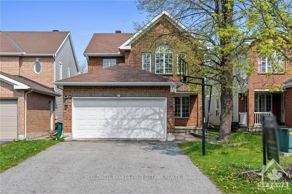 9 ARMAGH Way, Barrhaven, ON K2J 4C3