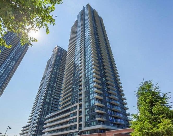 2200 Lakeshore Boulevard W 3710, Toronto W06, ON M8V 1A4