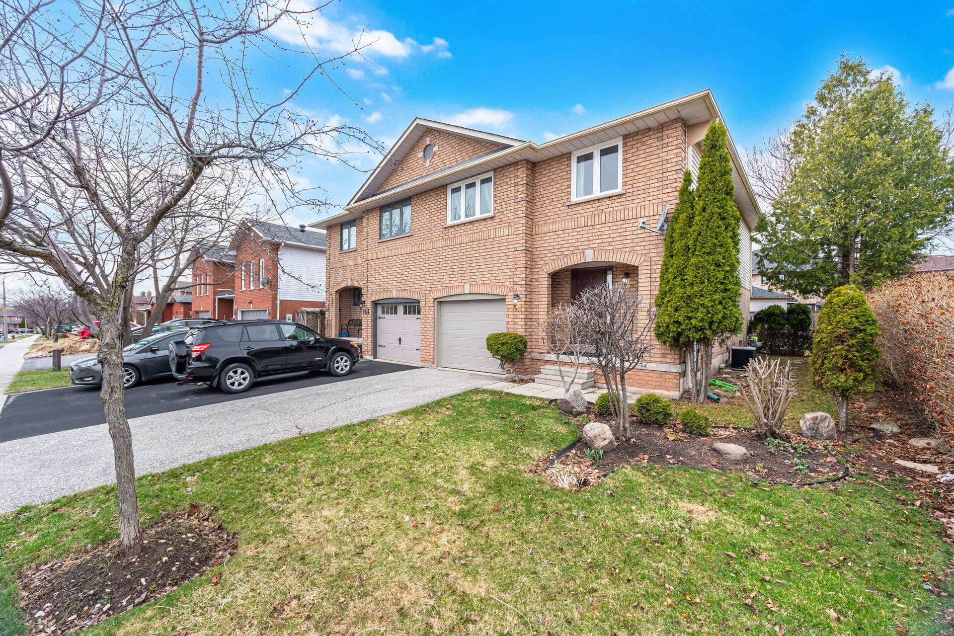 139 GENESEE Drive, Oakville, ON L6H 5Z3