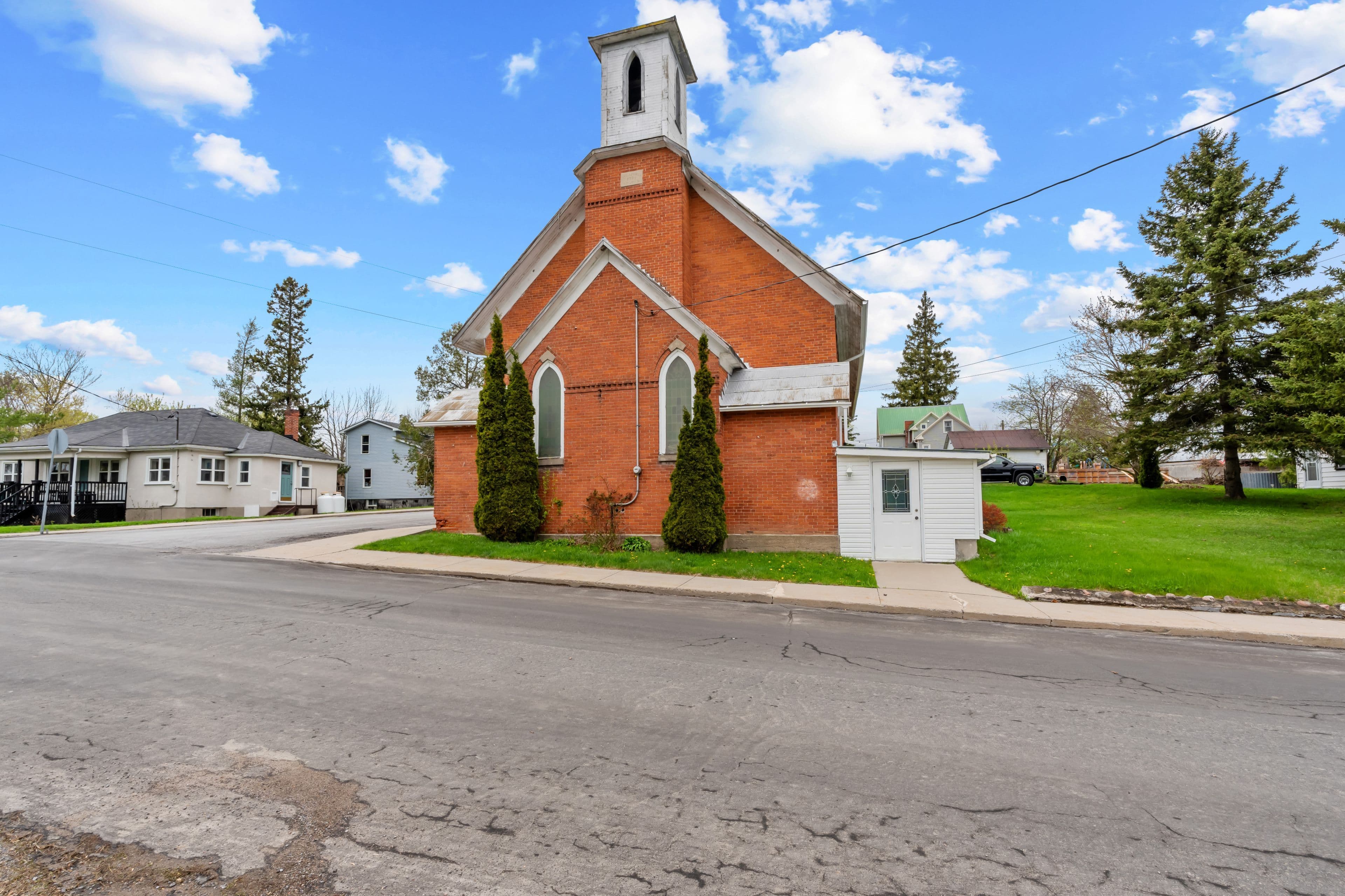 4 Neely Street, Stone Mills, ON K0K 3G0